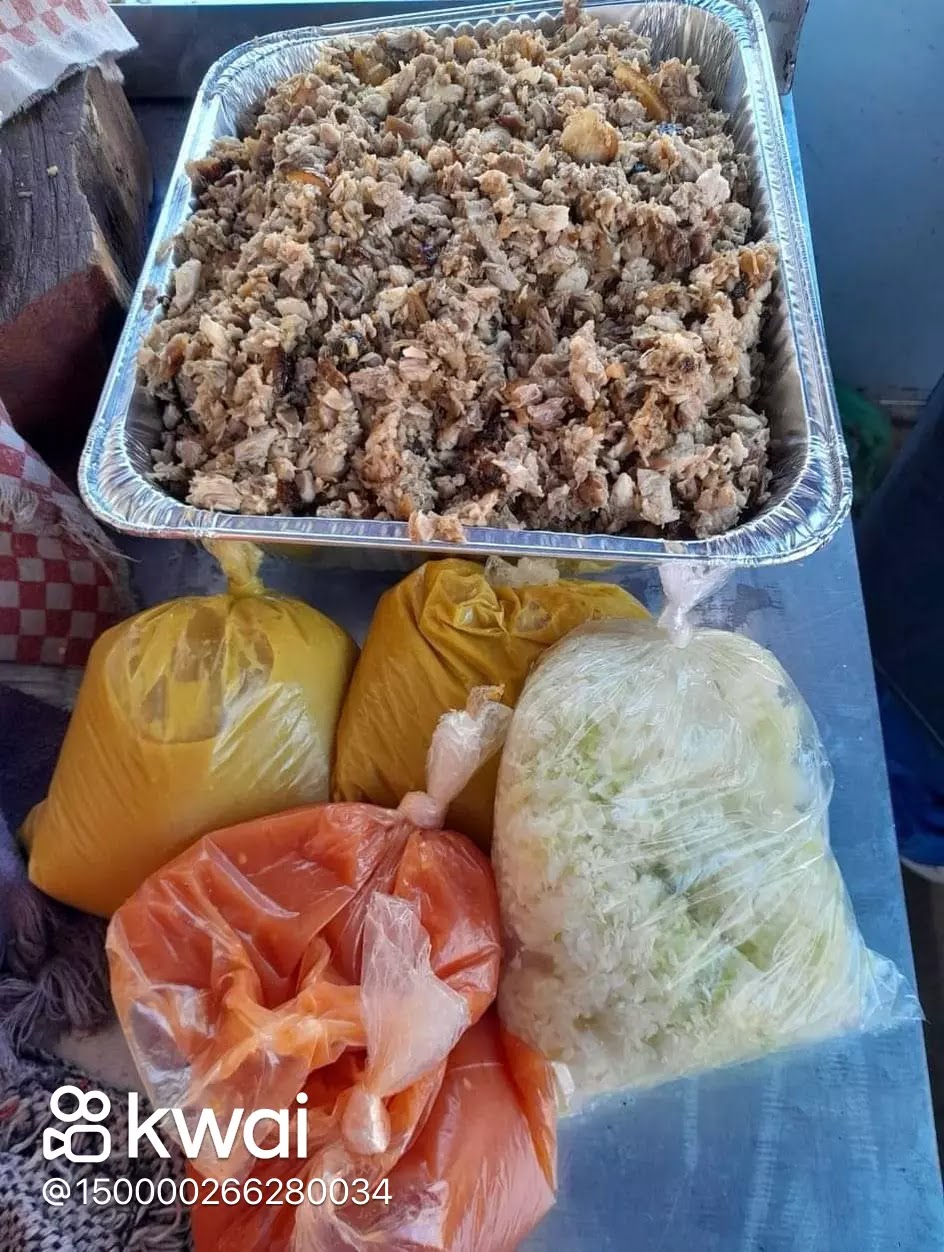 Tacos de puerco echado El Pajaro image 7