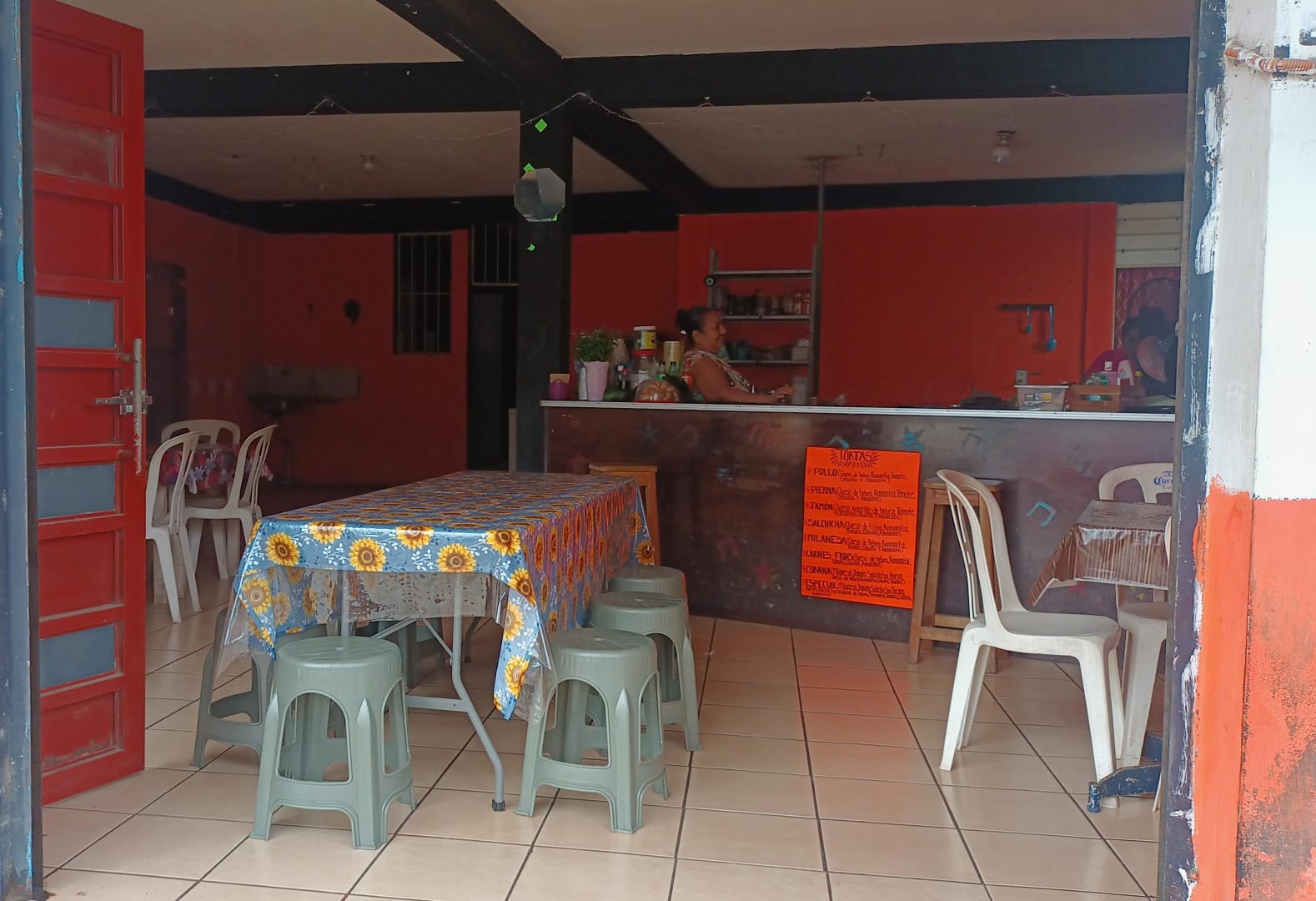 Comedor Doña Chave image 5