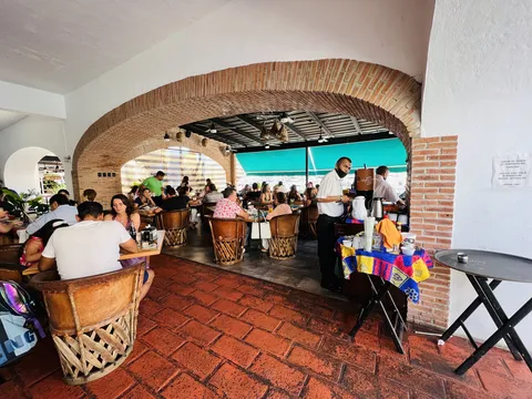 Los Alcatraces image 1
