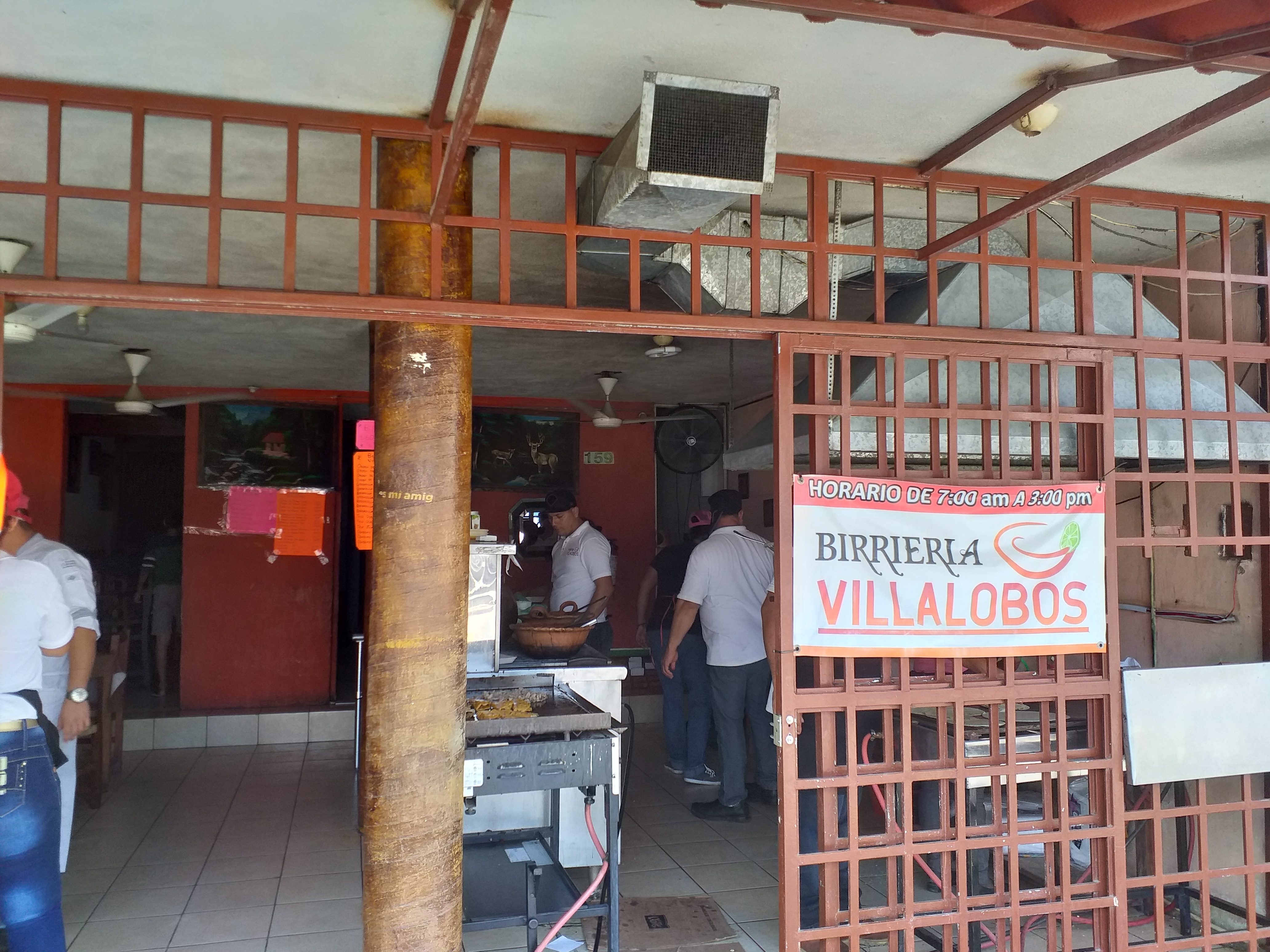 BIRRIERIA VILLALOBOS image 9