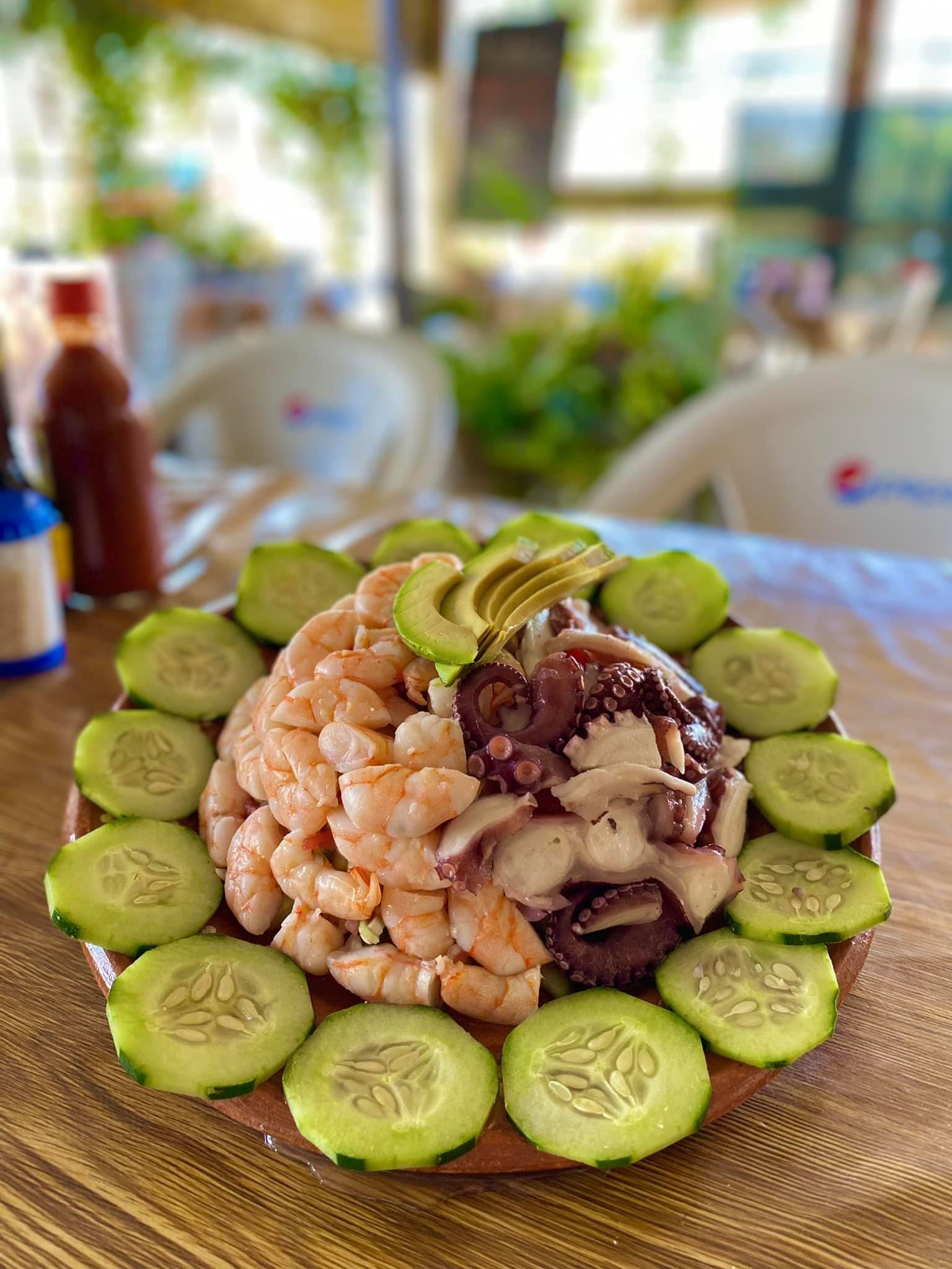 Mariscos "El Arrimón" image 8