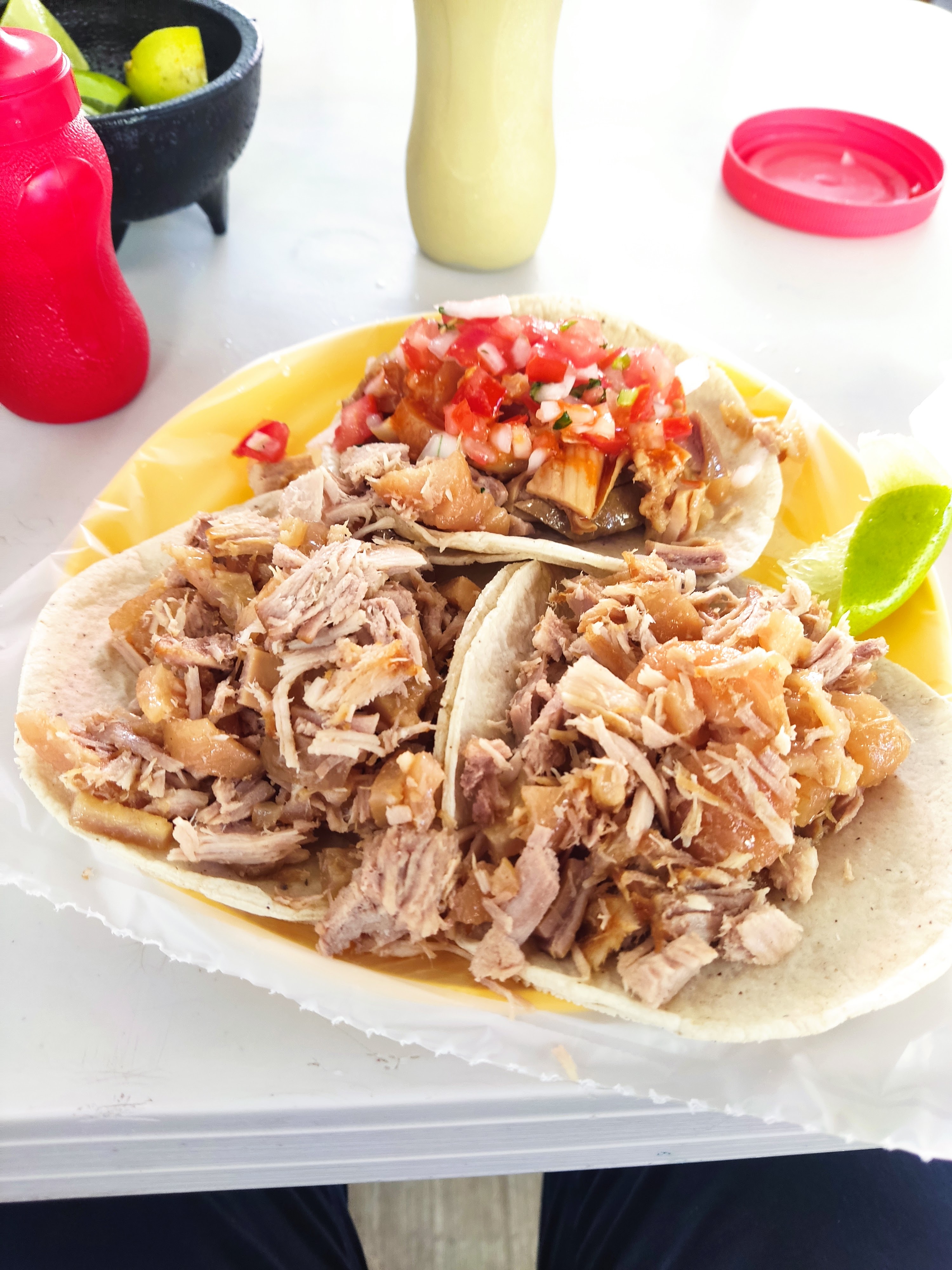 Carnitas Los Chiles taqueria image 4