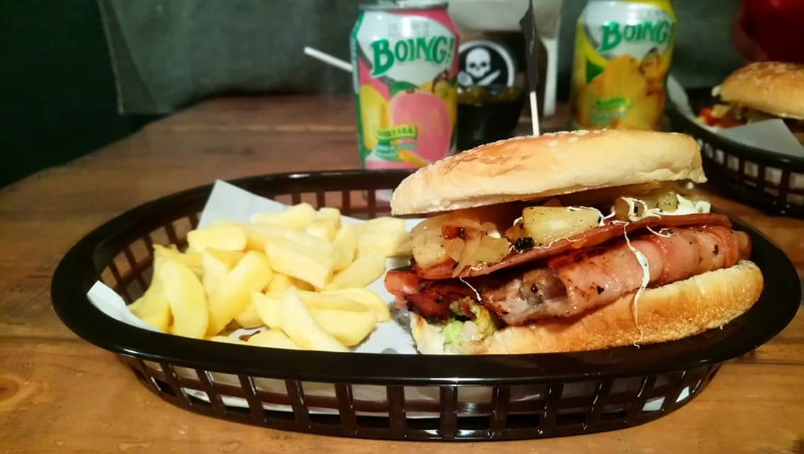 The chingona burger image 1