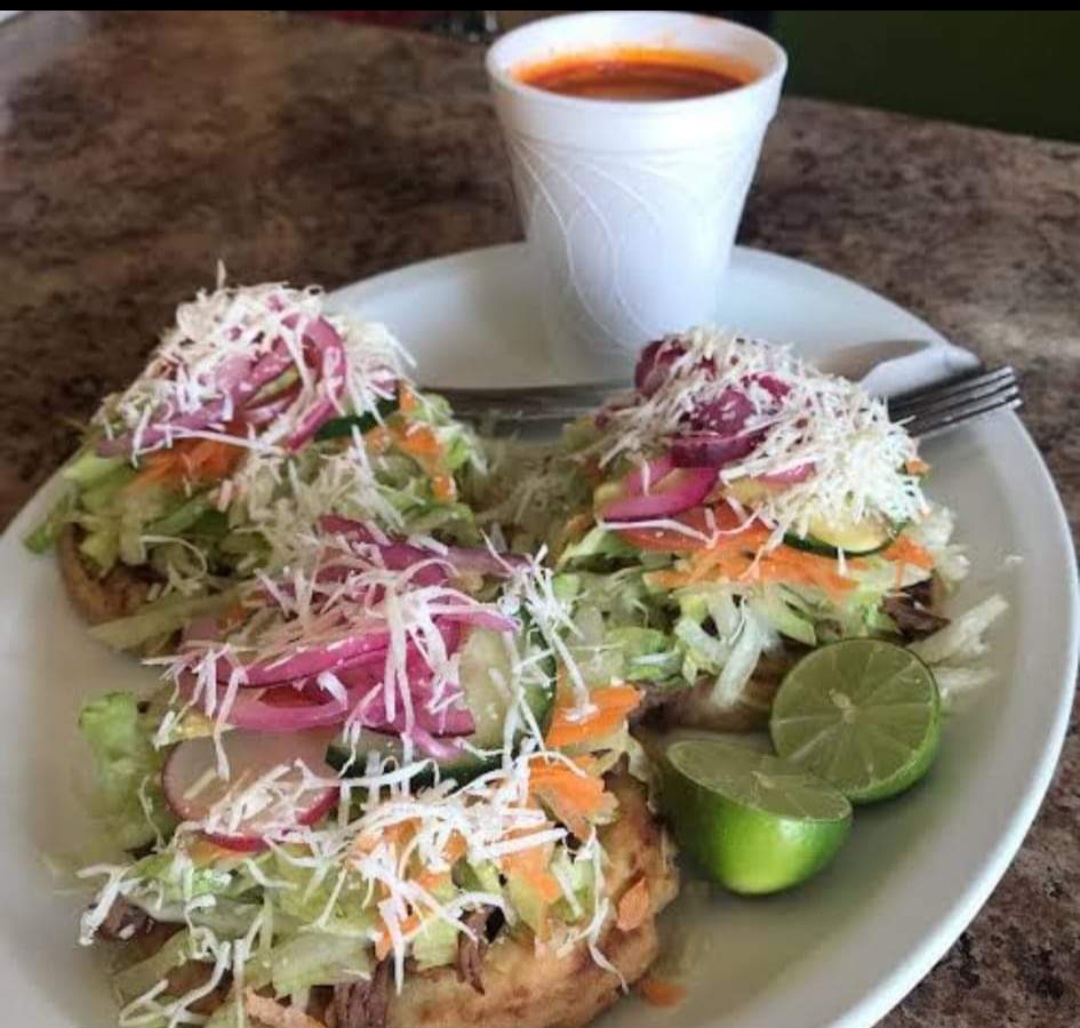 Cenaduría la salcera image 3