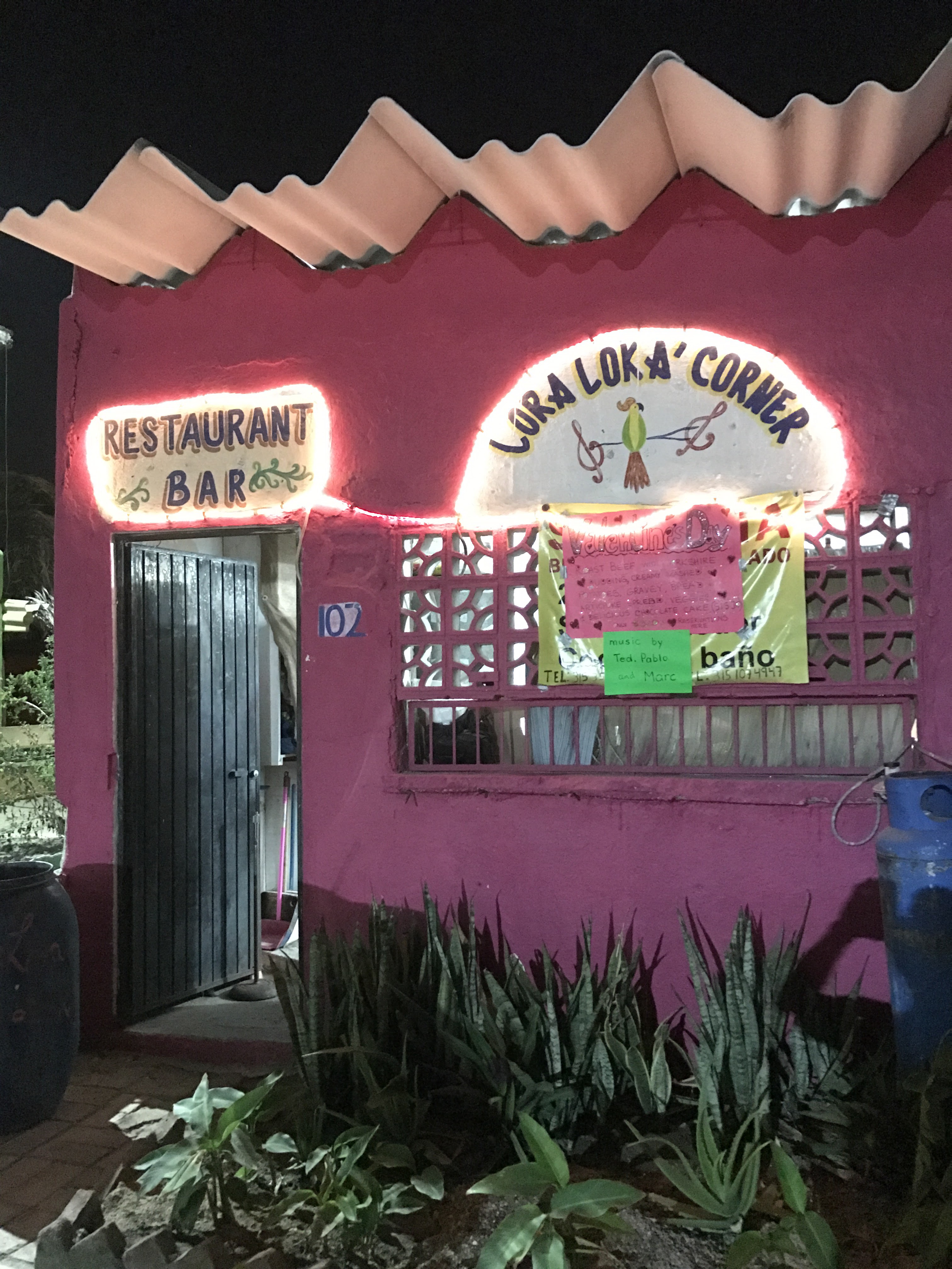 Lora Loka Restaurante Bar image 3