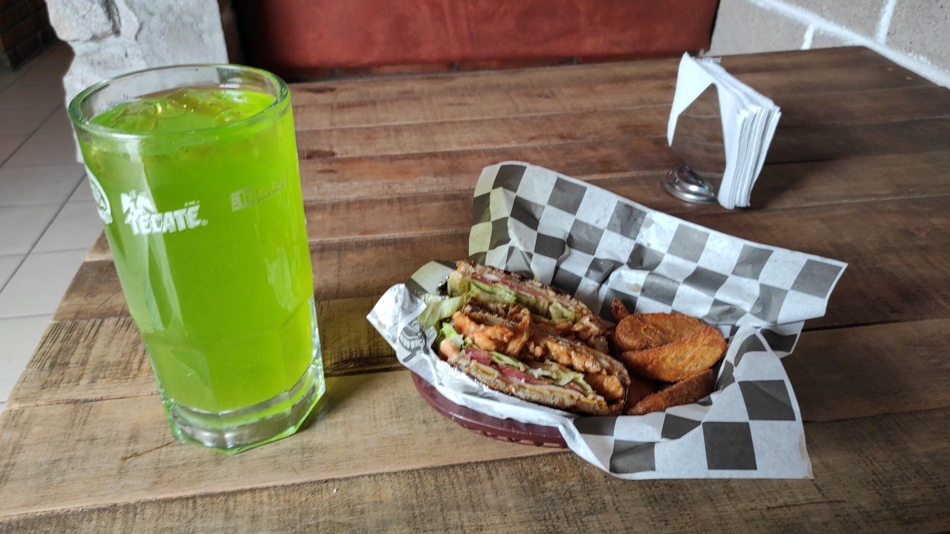 La Cabaña Wings image 5