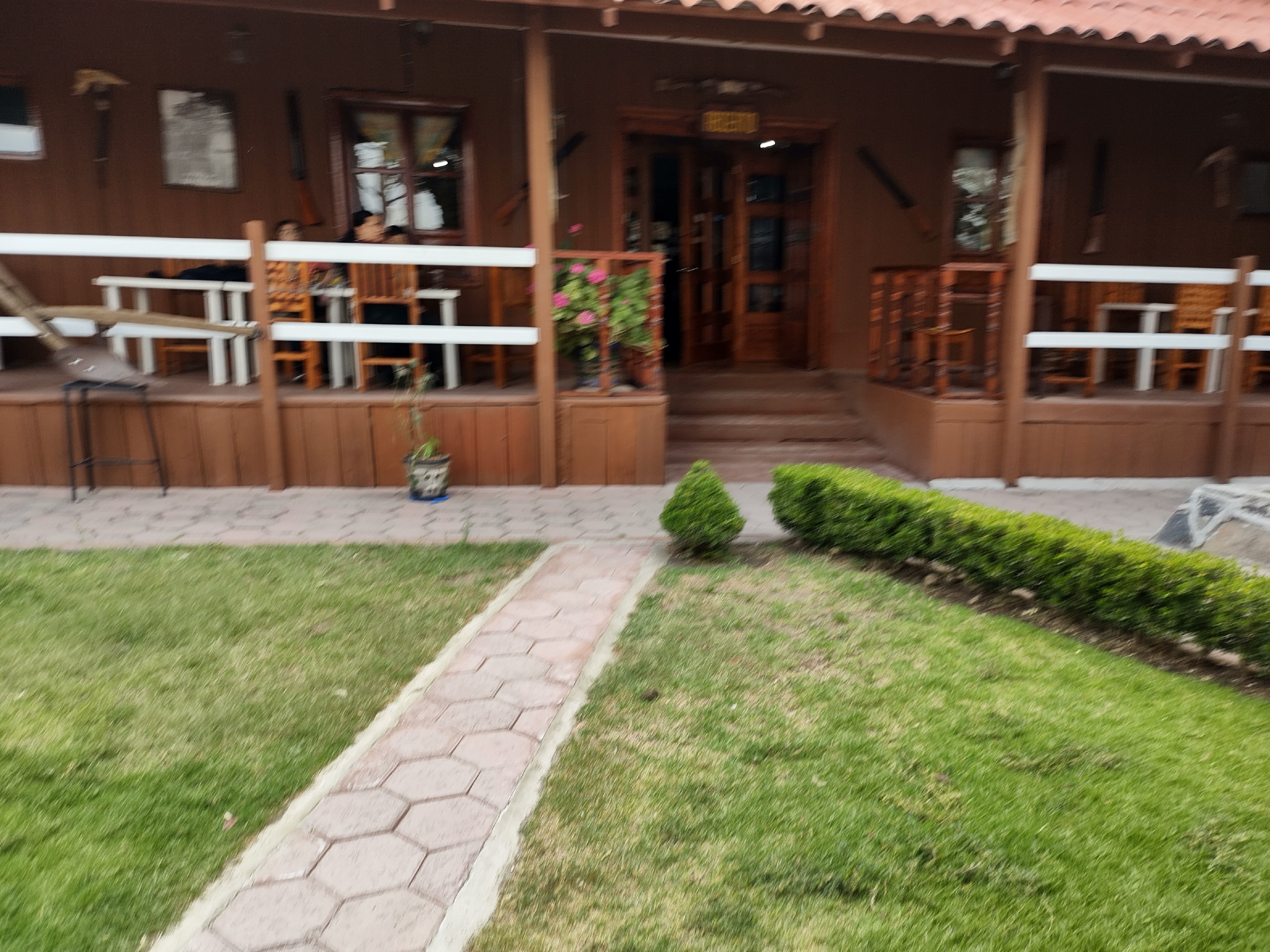 "El Fuerte Apache" image 6