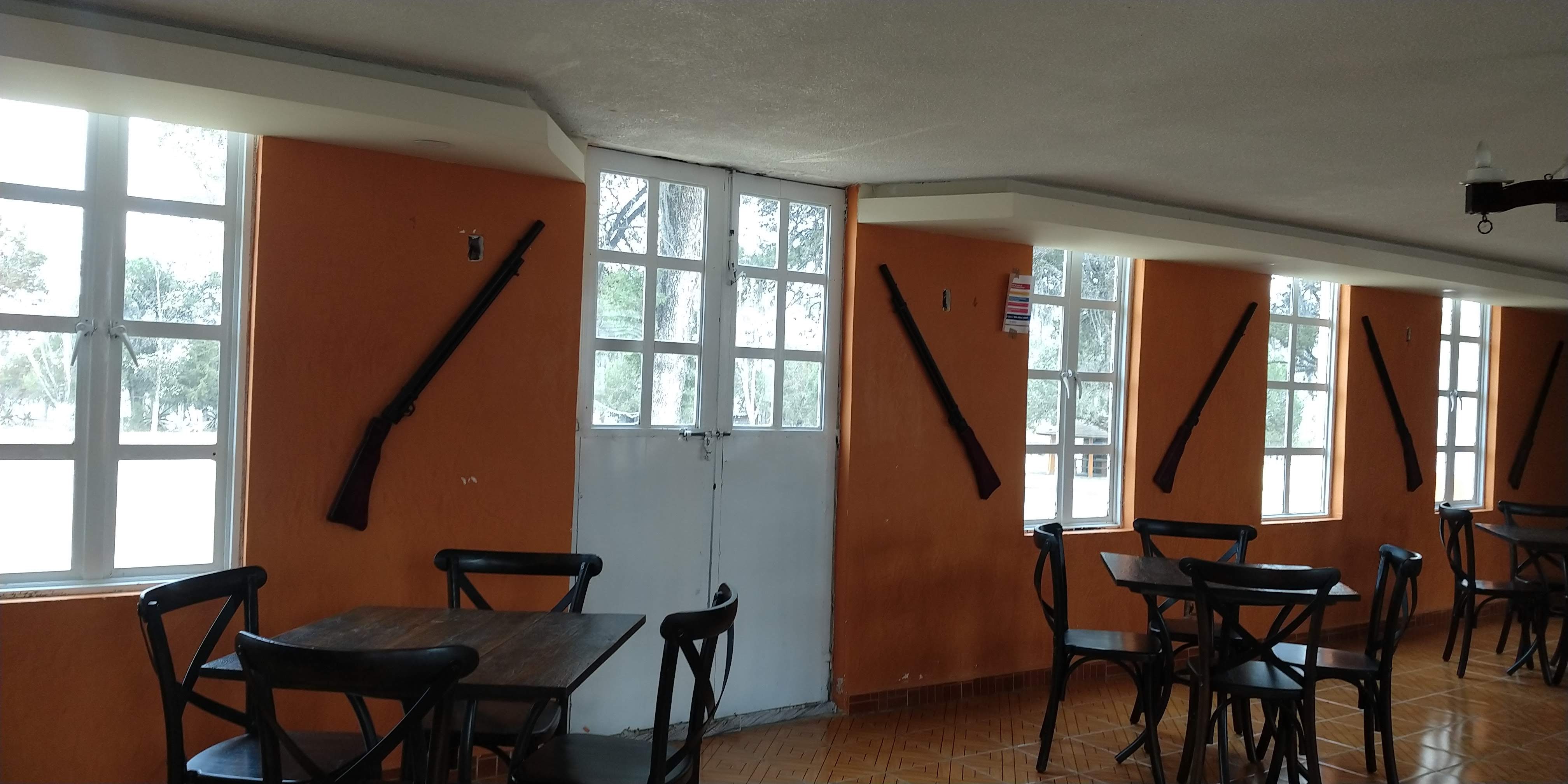 "El Fuerte Apache" image 8