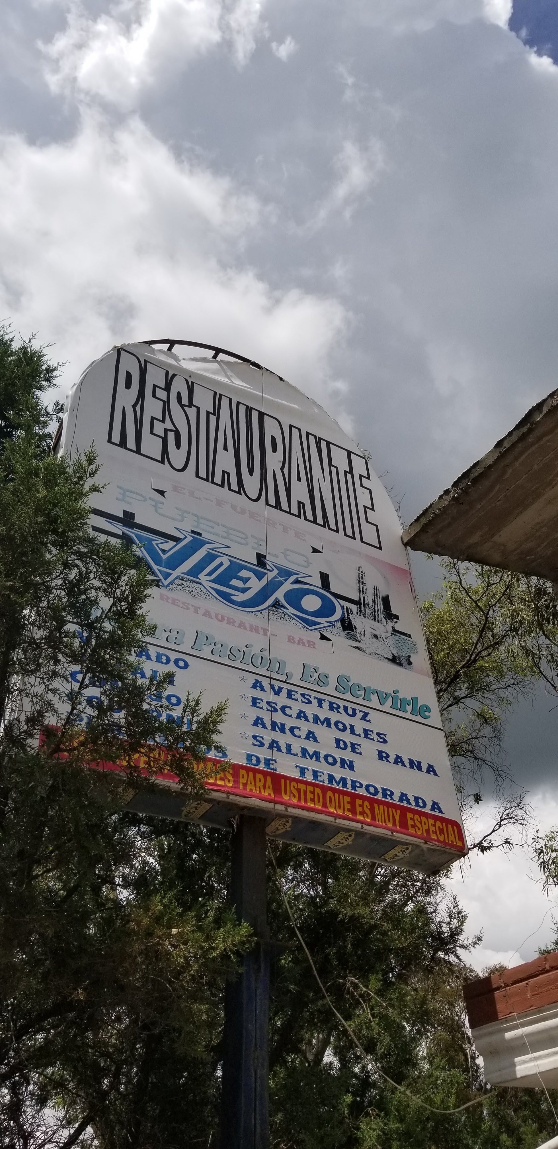 Cabañas "El Apache" image 9