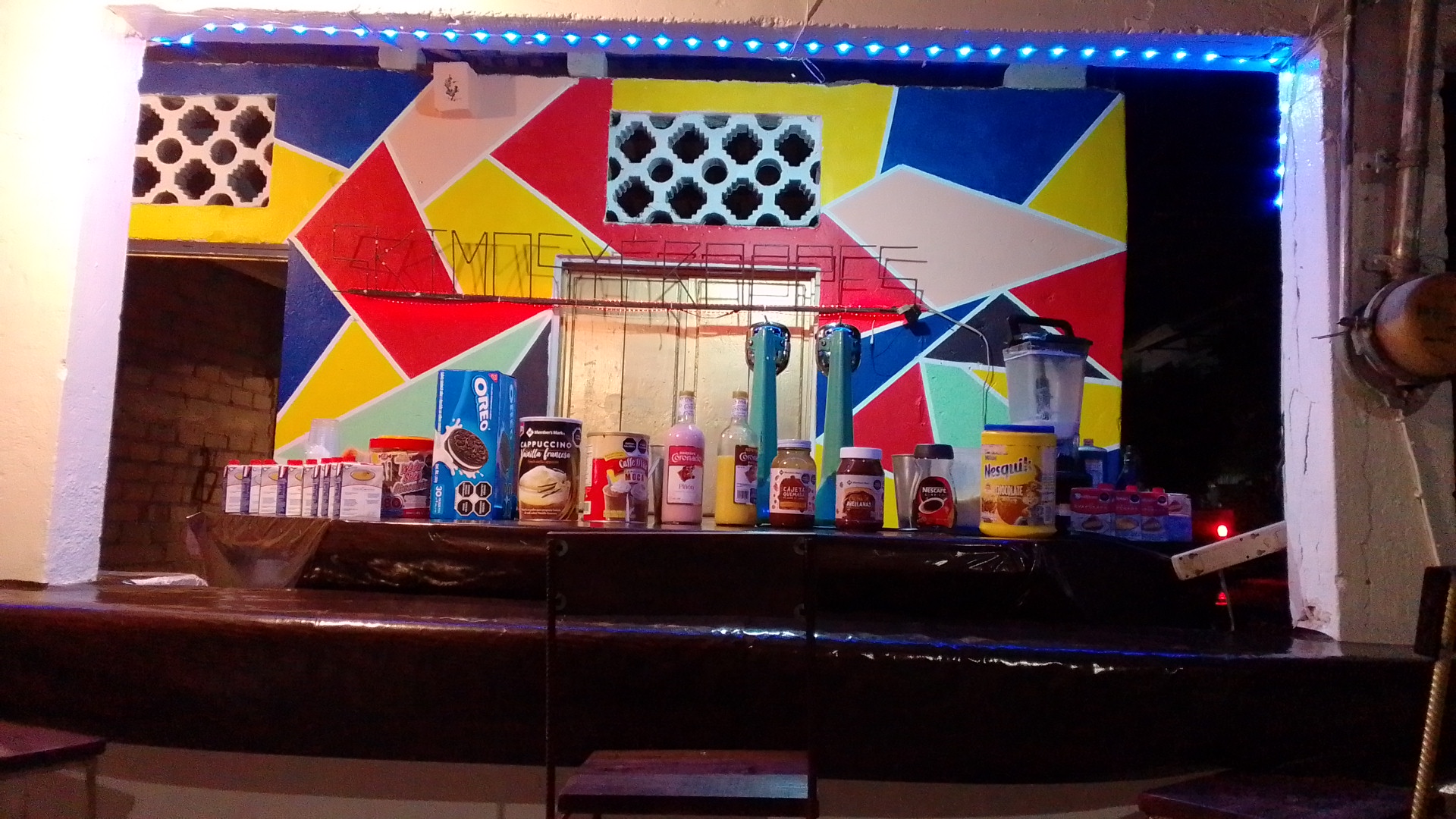 Torteria y taqueria image 5