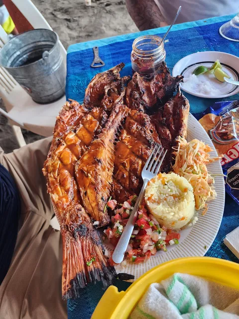 Eduardos Restaurant image 4
