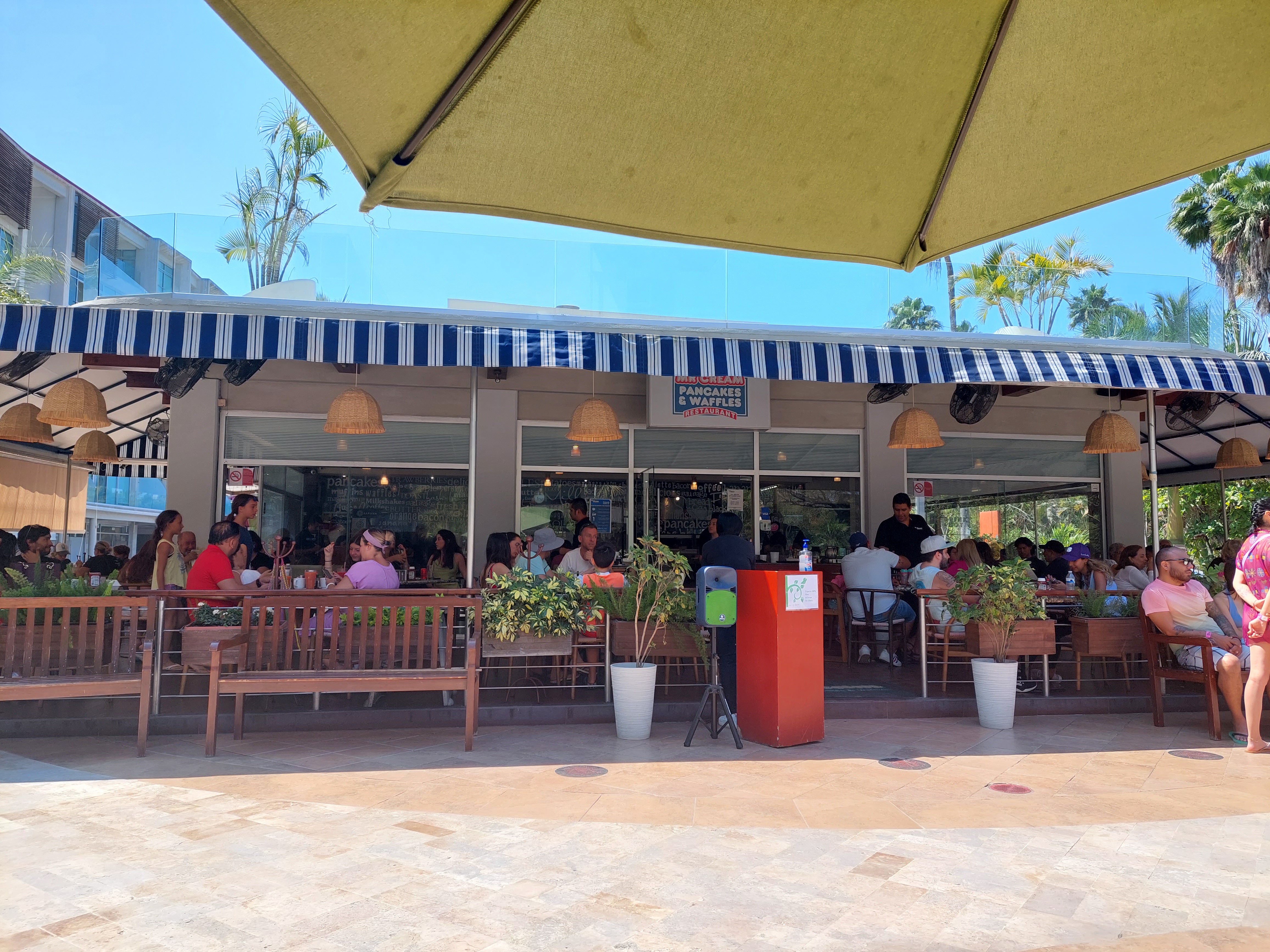 Mr. Cream Pancakes and Waffles, Nvo.Vallarta image 1