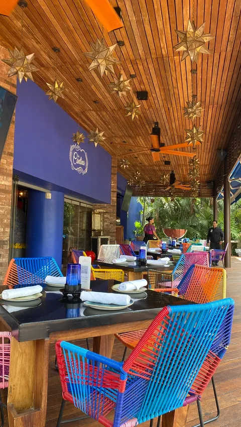 La Cantina image 8