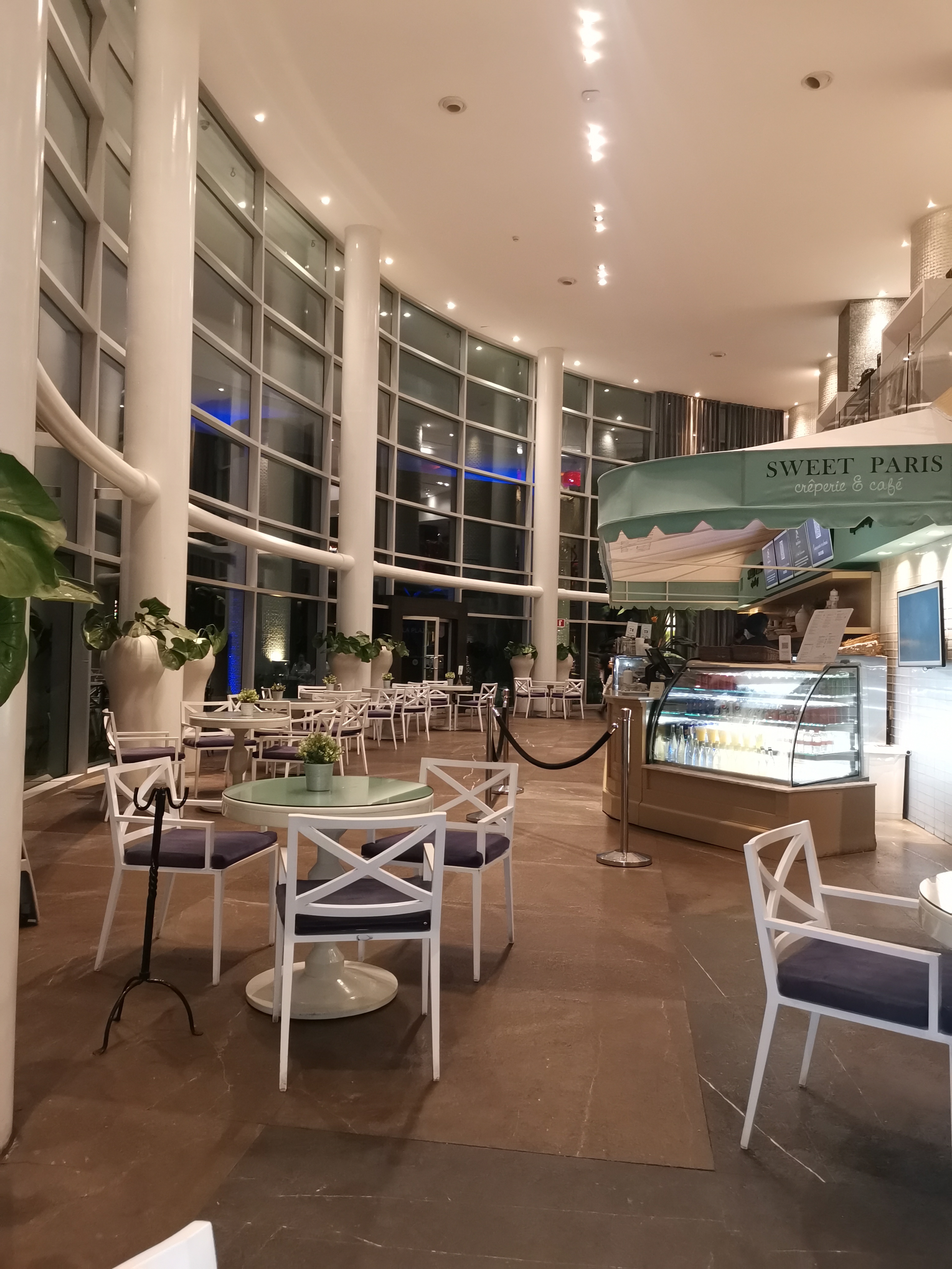 Sweet Paris Crêperie & Café image 8