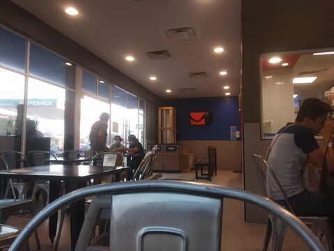 Domino's Martínez De La Torre image 8