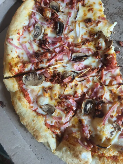 Bisontte Pizza image 8