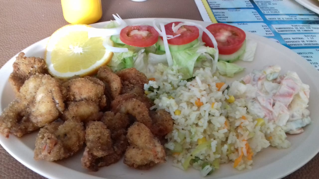 Restaurante de mariscos "El varadero" image 1