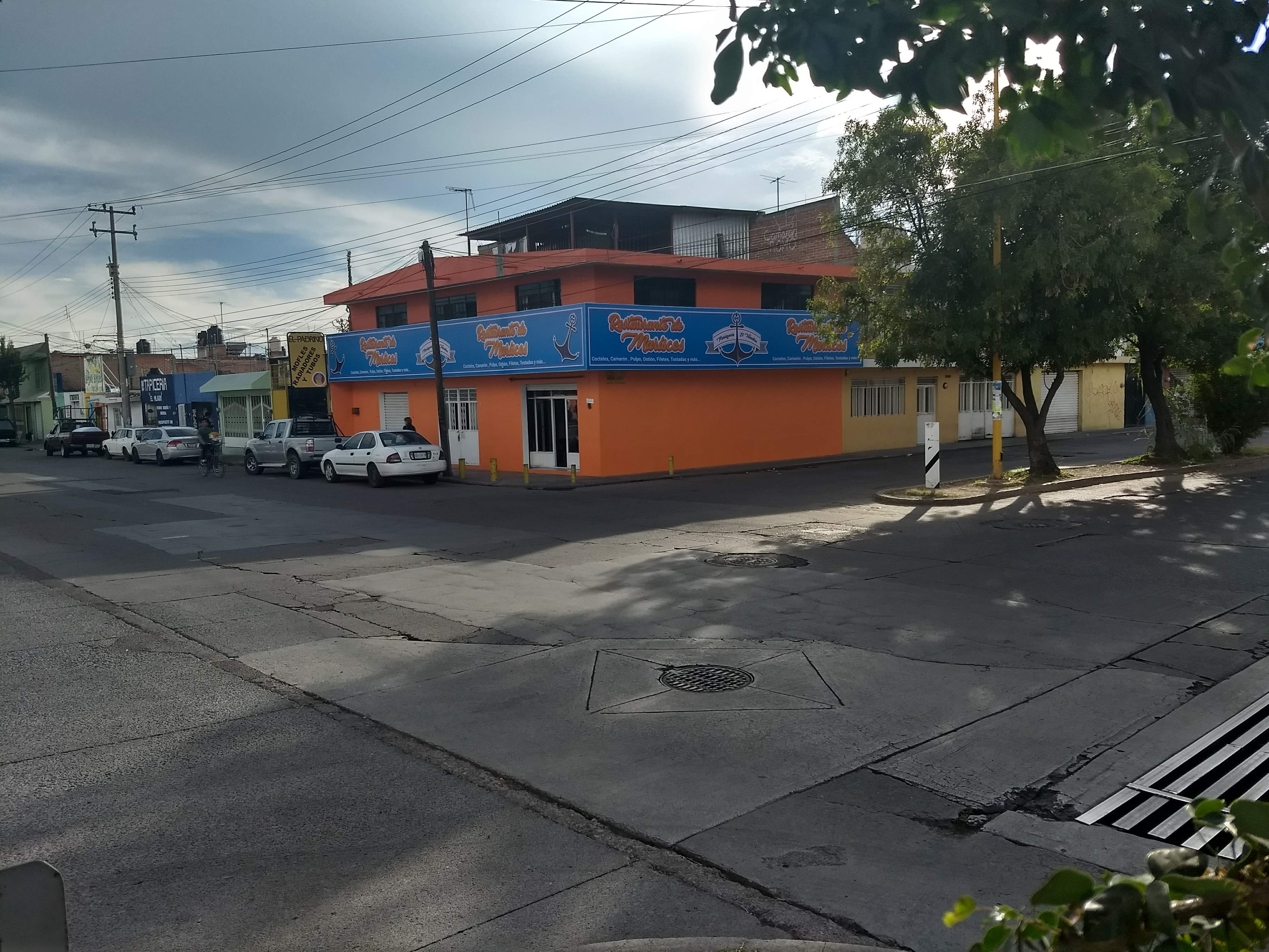 Restaurante de mariscos "El varadero" image 3