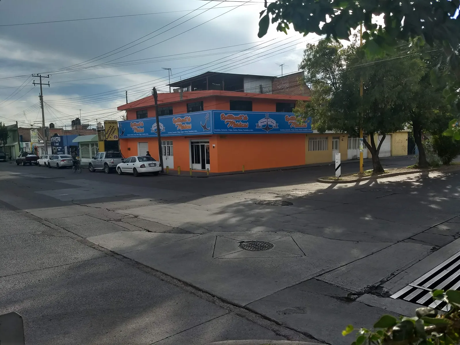 Restaurante de mariscos "El varadero" image 3