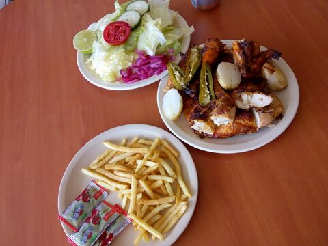 Restaurante Pollo Feliz image 7