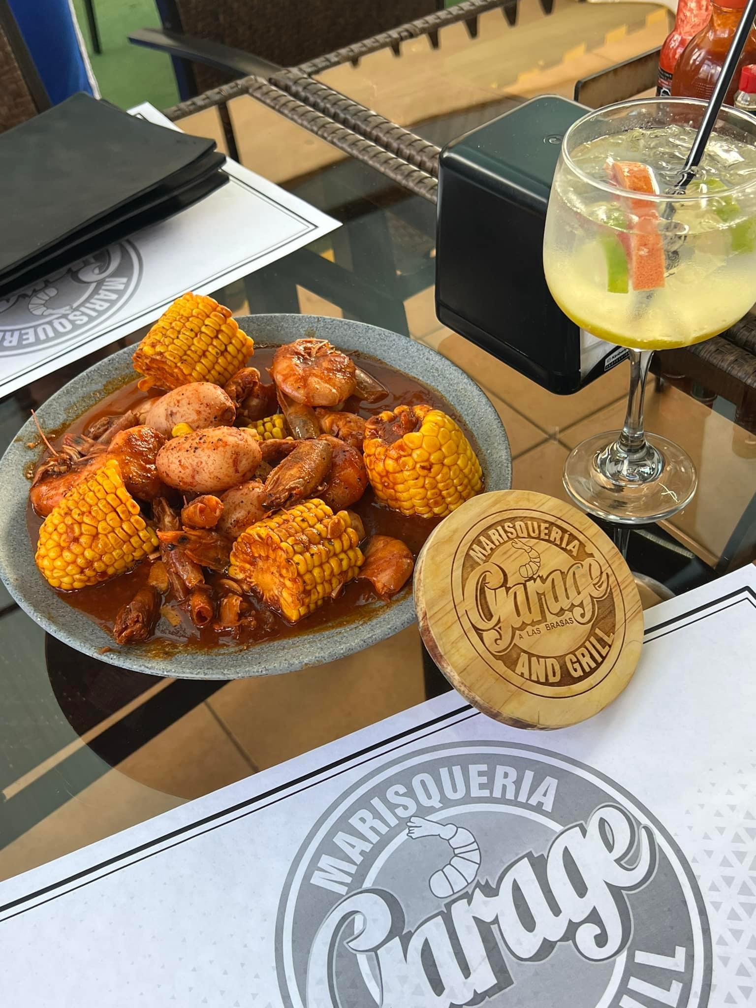 Marisquería Garage image 6