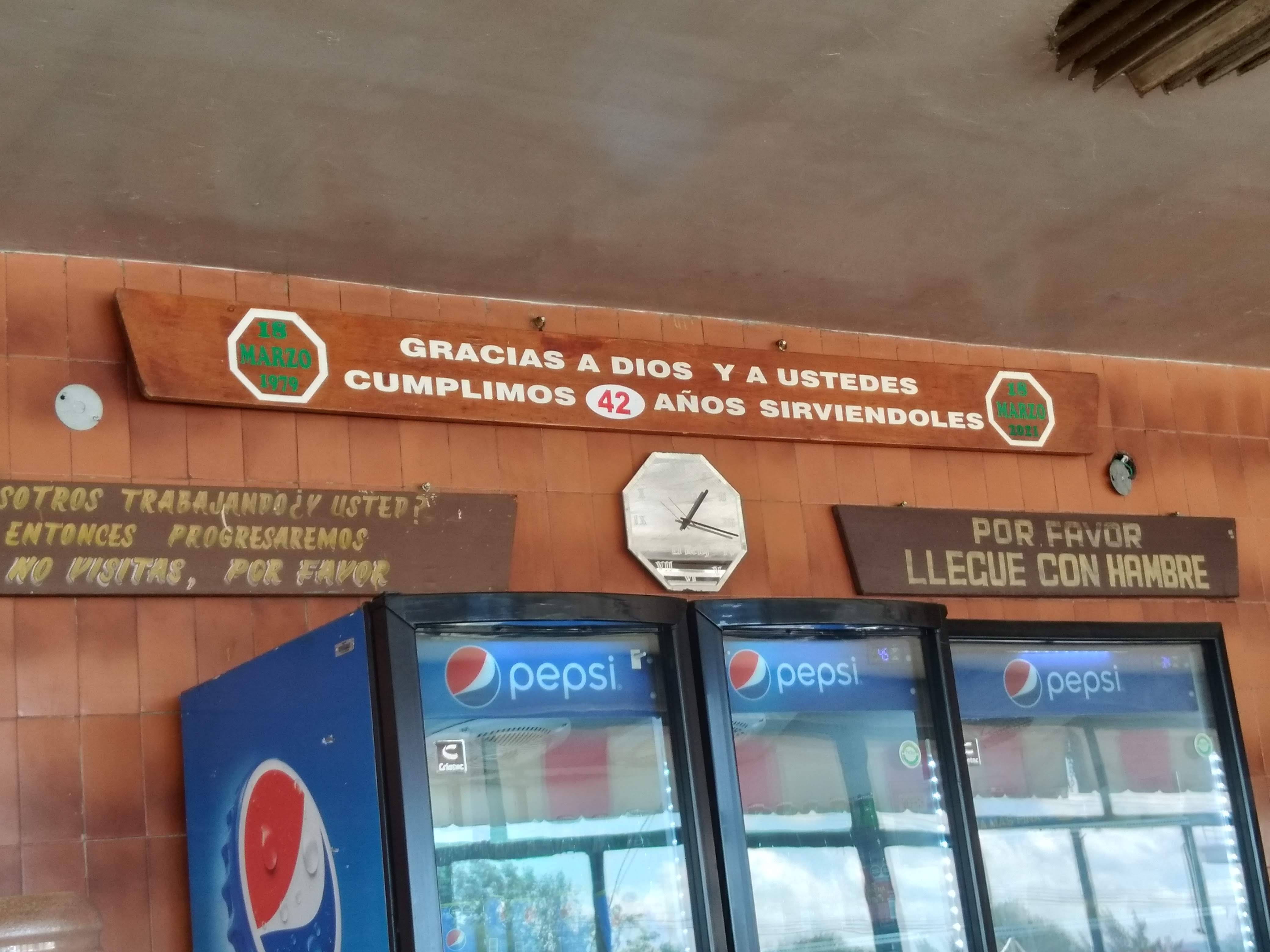 Autentica Fonda El Reloj image 5