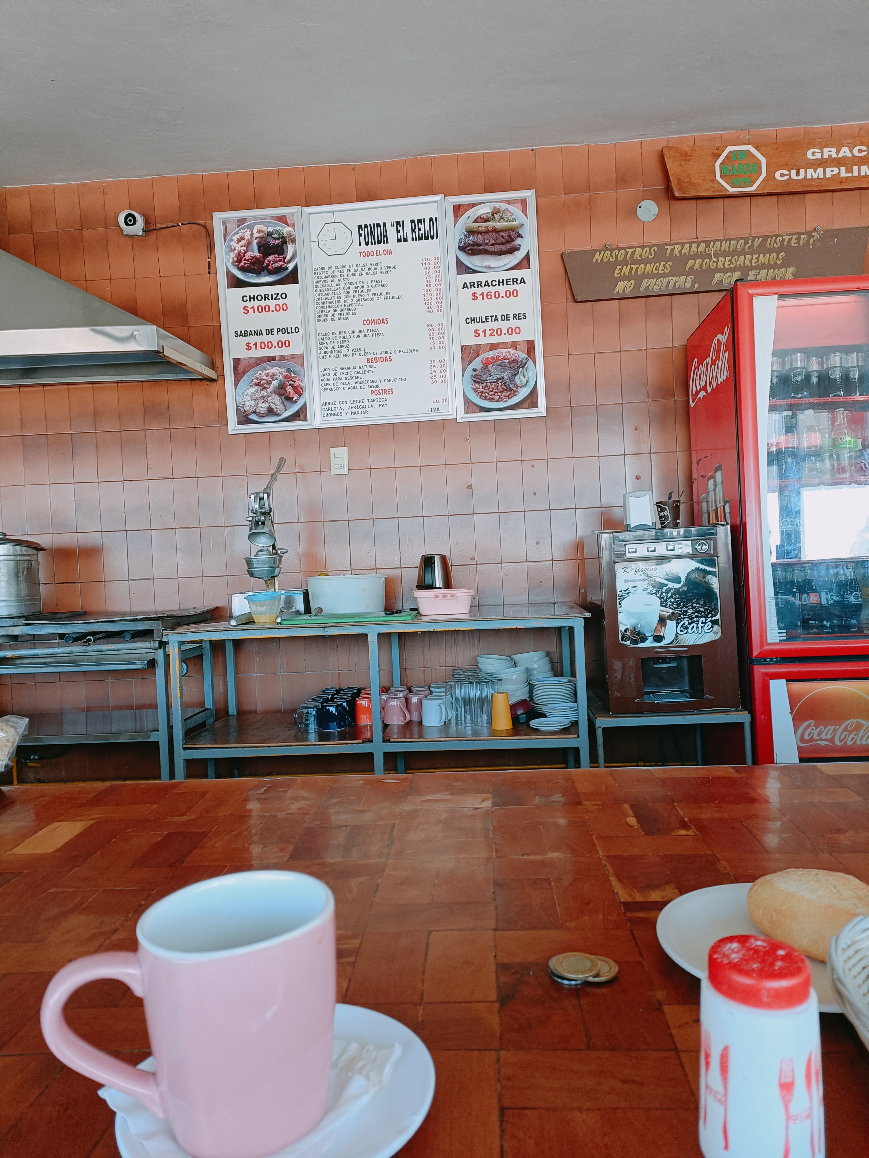Autentica Fonda El Reloj image 10