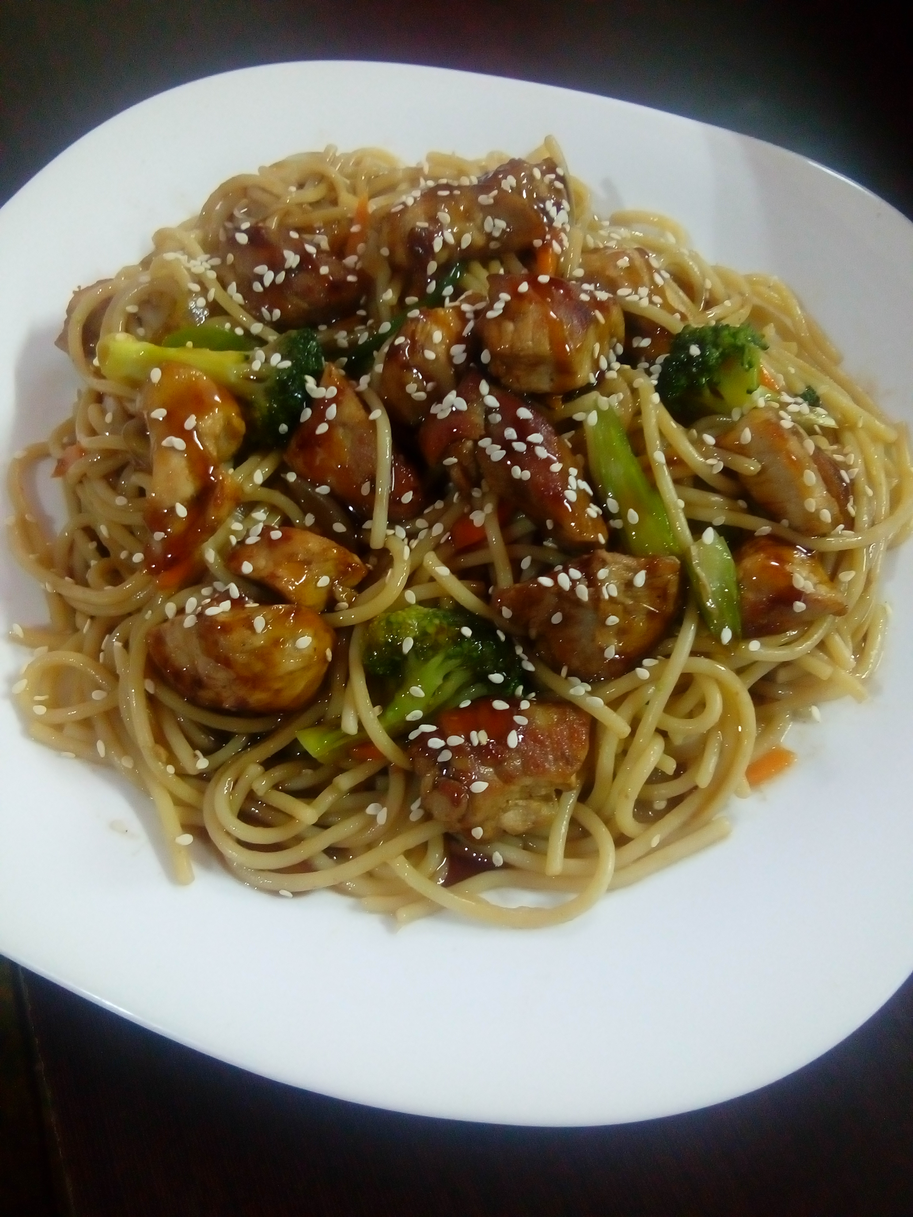 HO! Sushi restaurante japonesa image 8