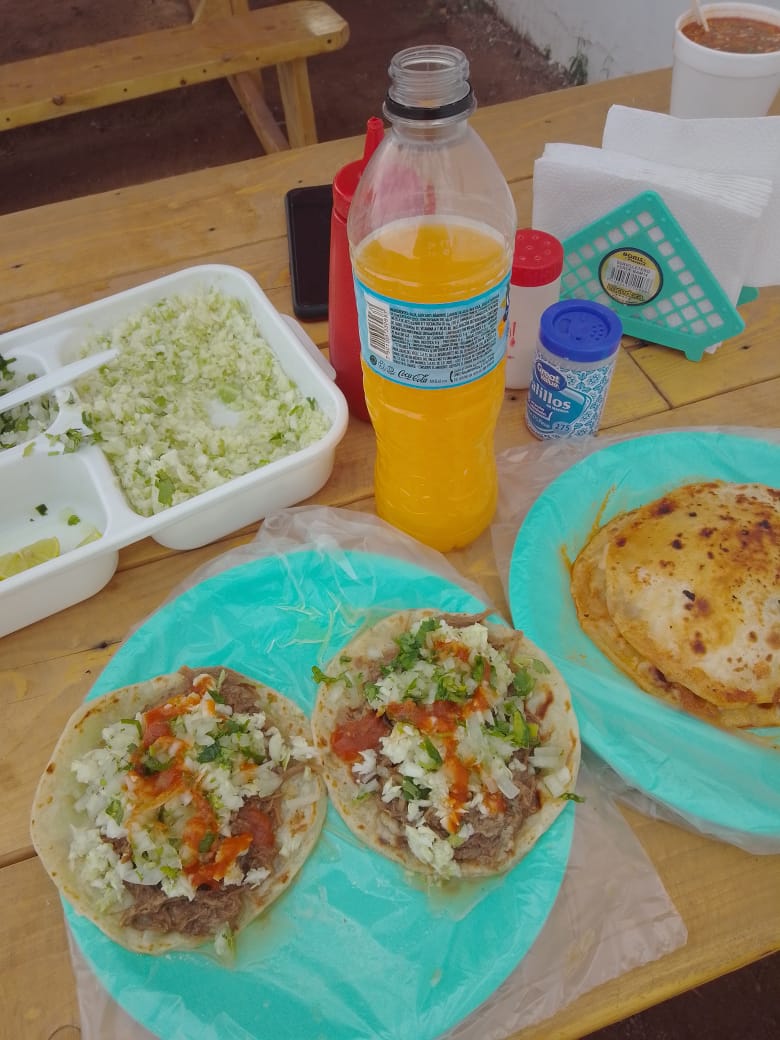 Taqueria el compa image 1