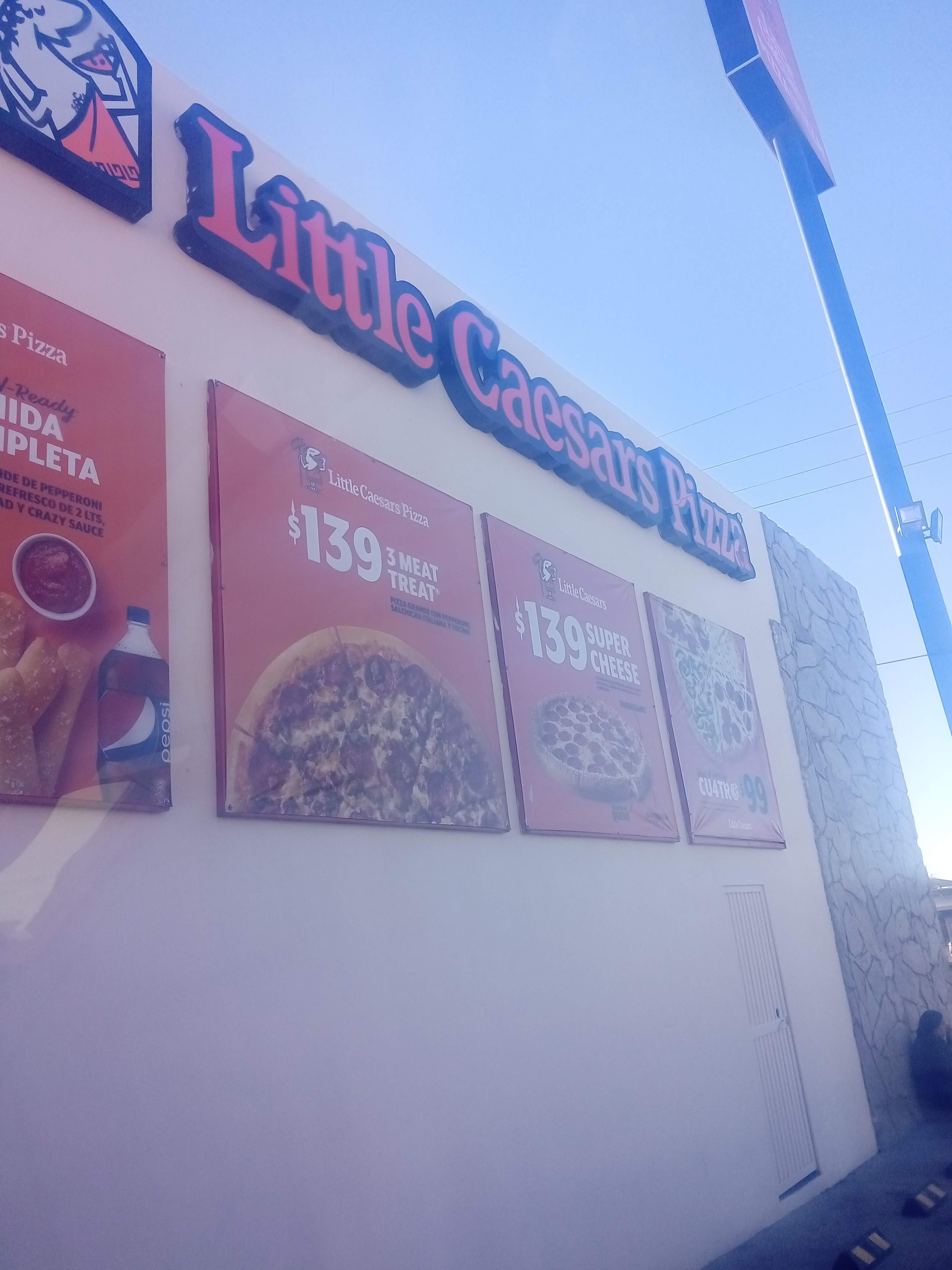 Little Caesars Santa Ana image 6