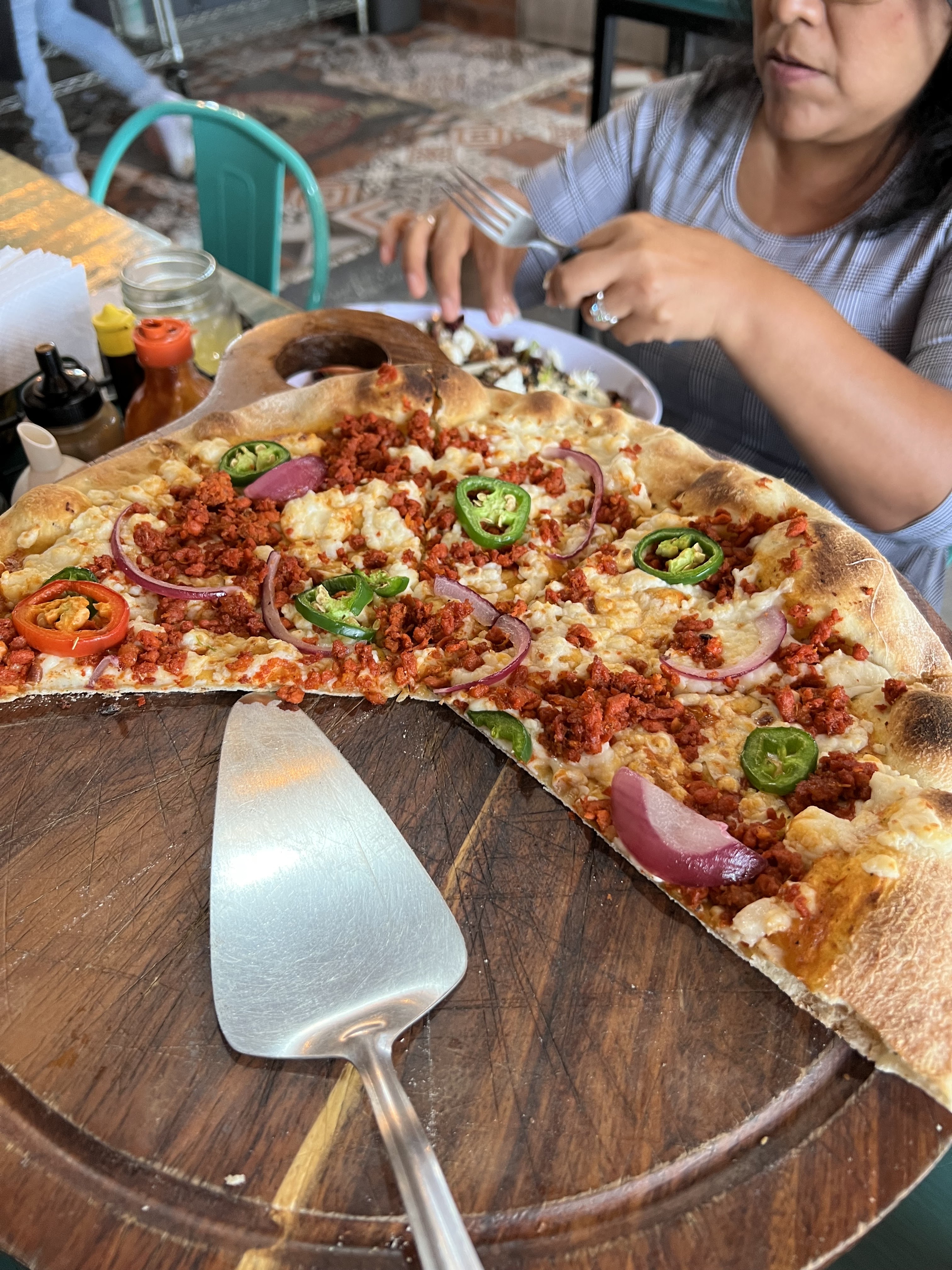 El Gallo Negro Pizzas & Wings image 2