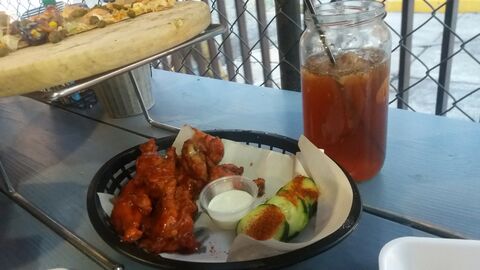 El Gallo Negro Pizzas & Wings image 6