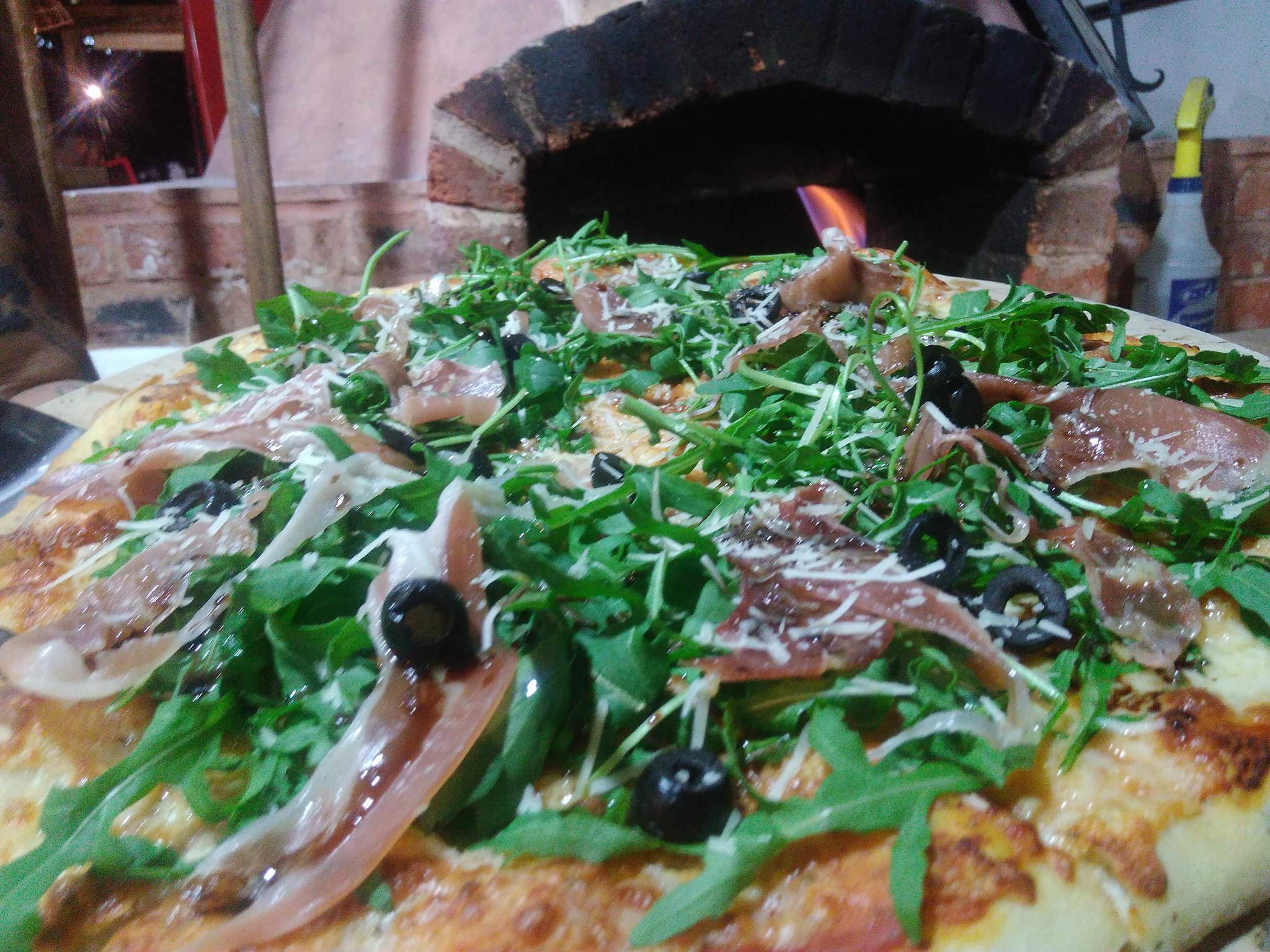 El Gallo Negro Pizzas & Wings image 10