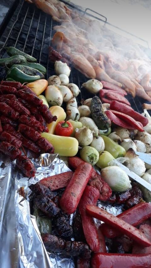 Los Pollos De Gera image 2
