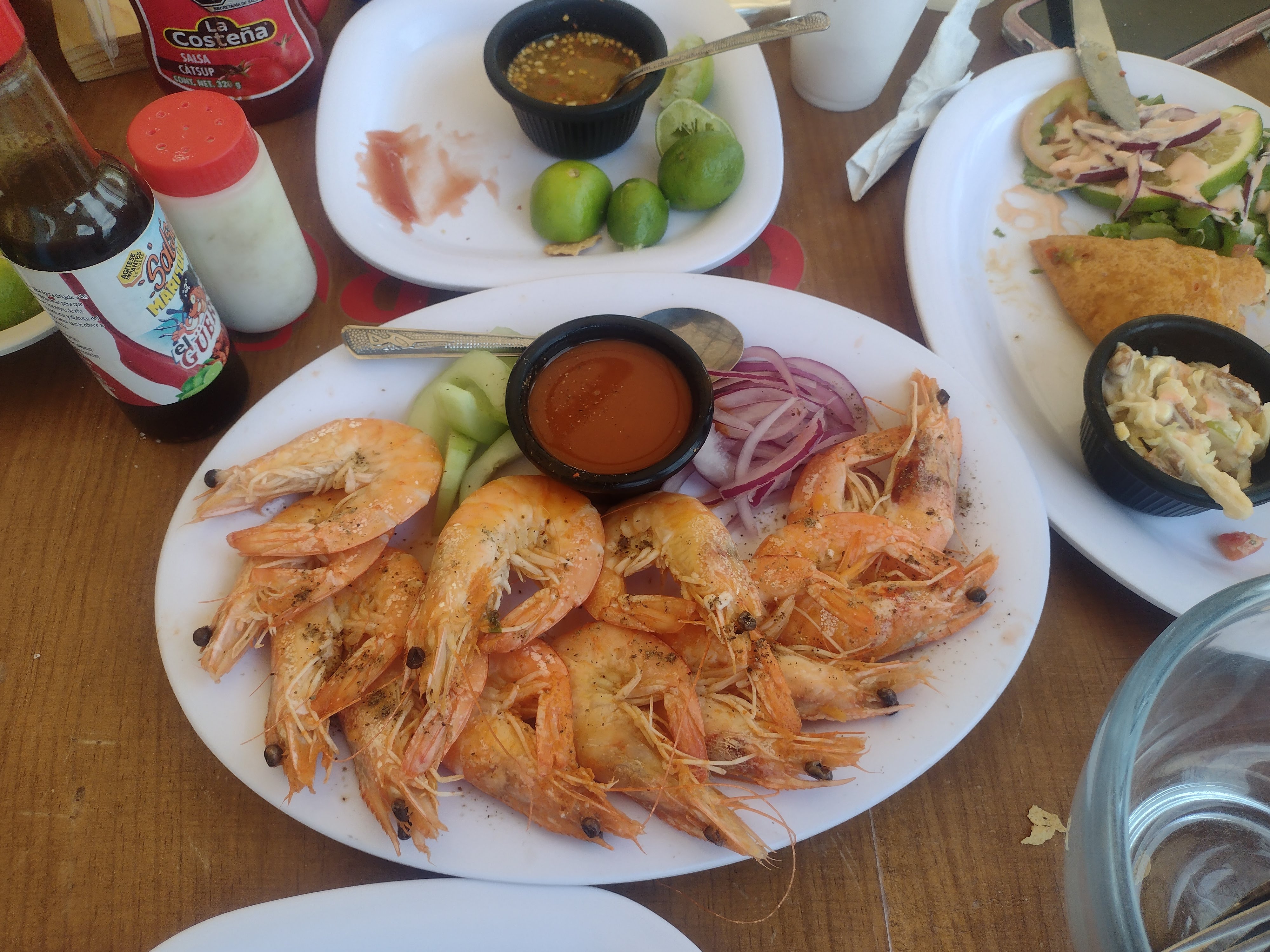 Mariscos El Güero Pescador image 10