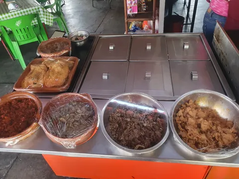 Birria De Res "El Rincón Tapatío" image 2