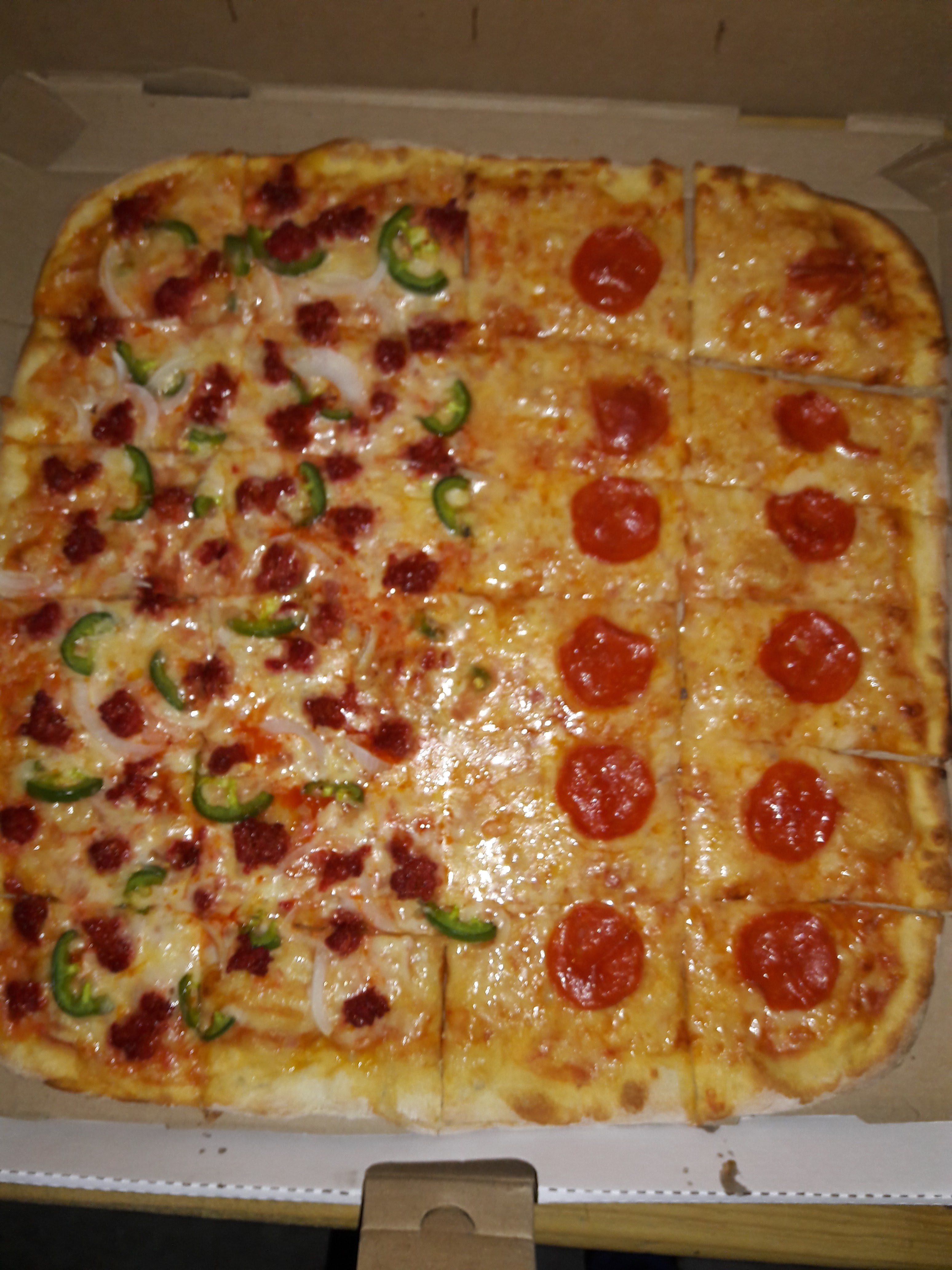 LA BELLA NAPOLI PIZZERIA image 1