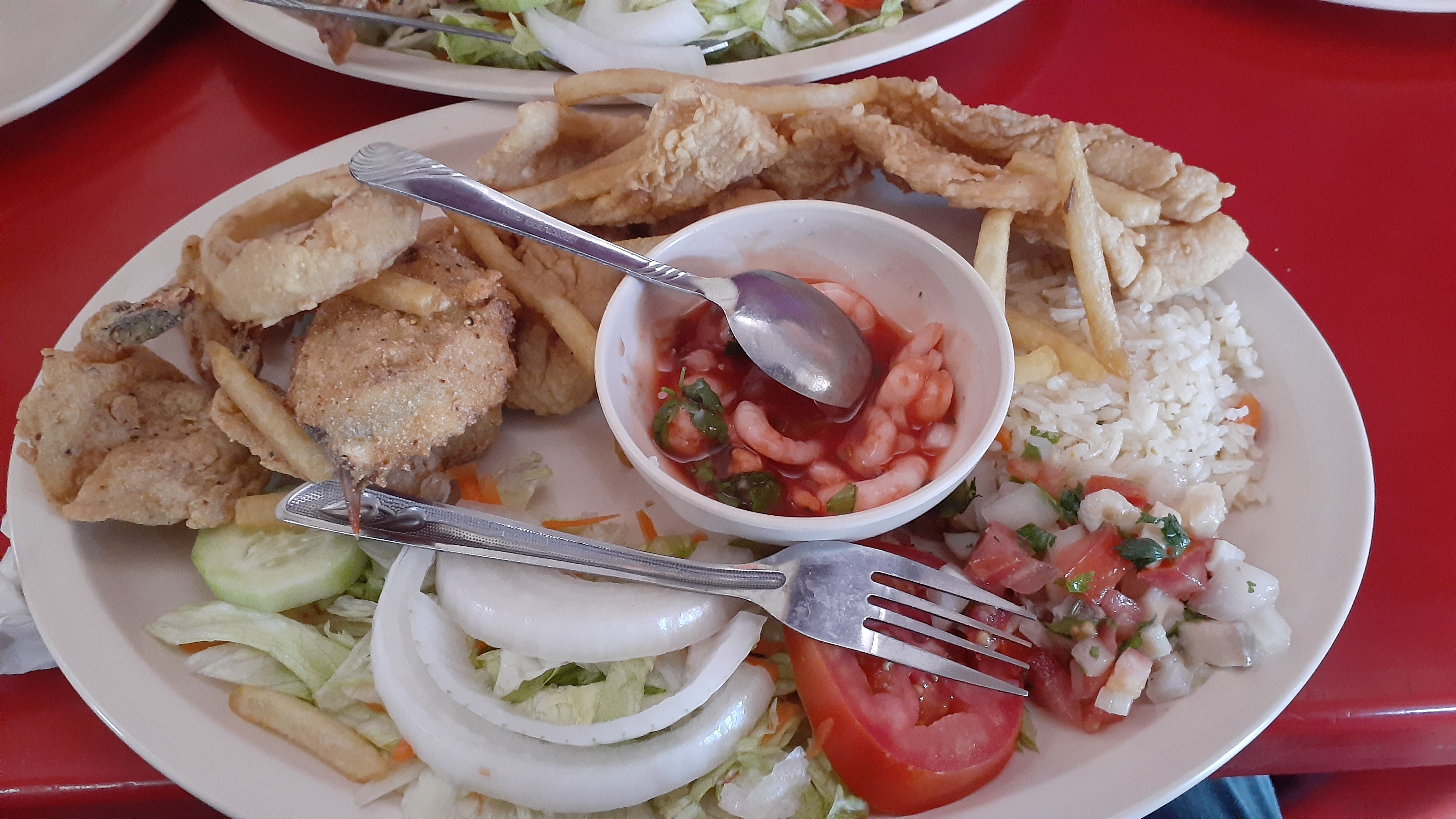 Pescadería la playa image 3