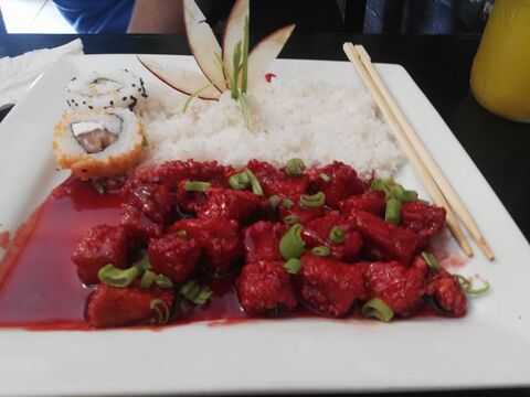 Sora Sushi Bar Resaurant image 7