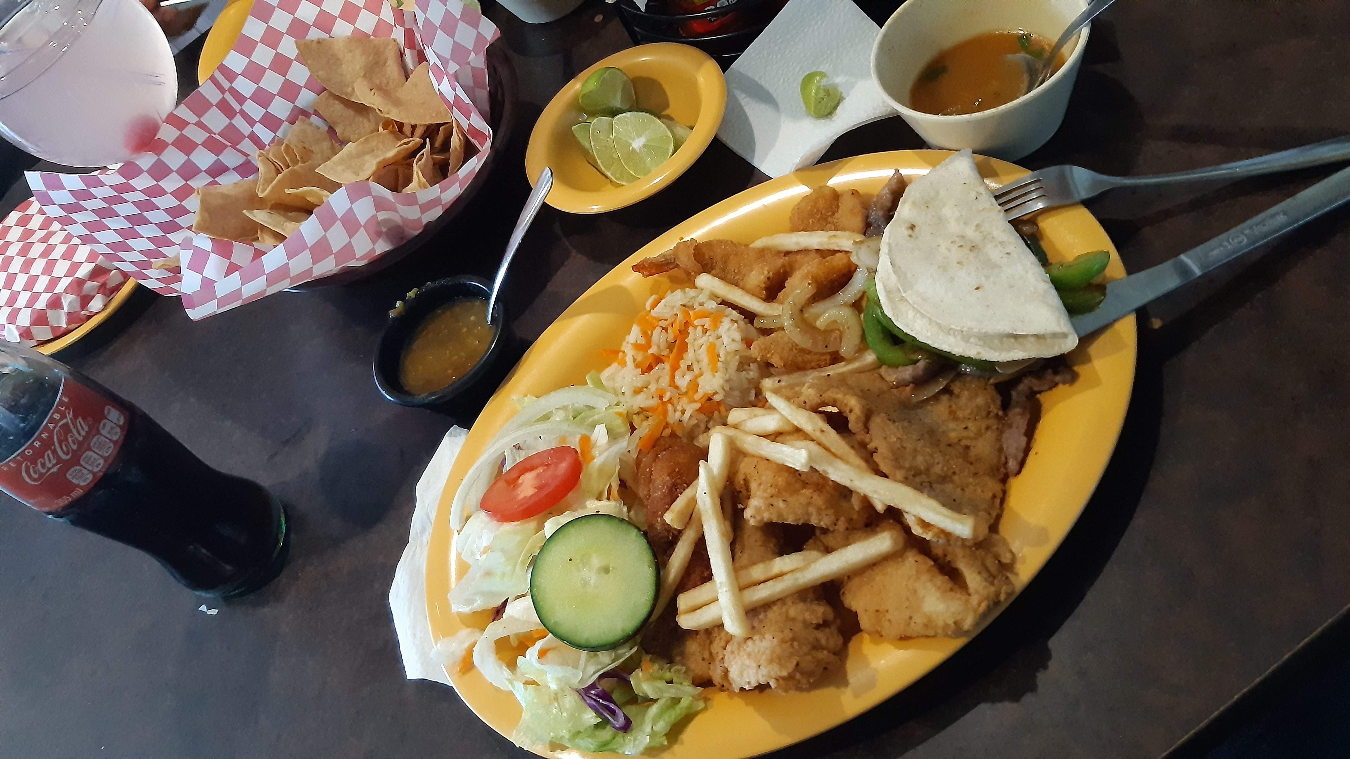 Sora Sushi Bar Resaurant image 8