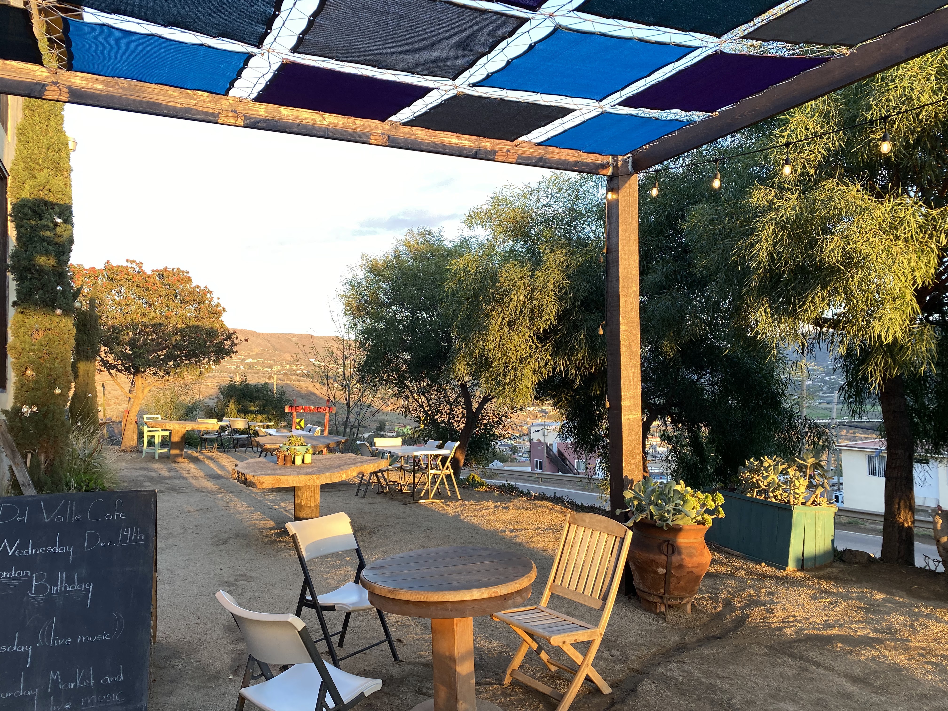 Del Valle Cafe and Deli image 1