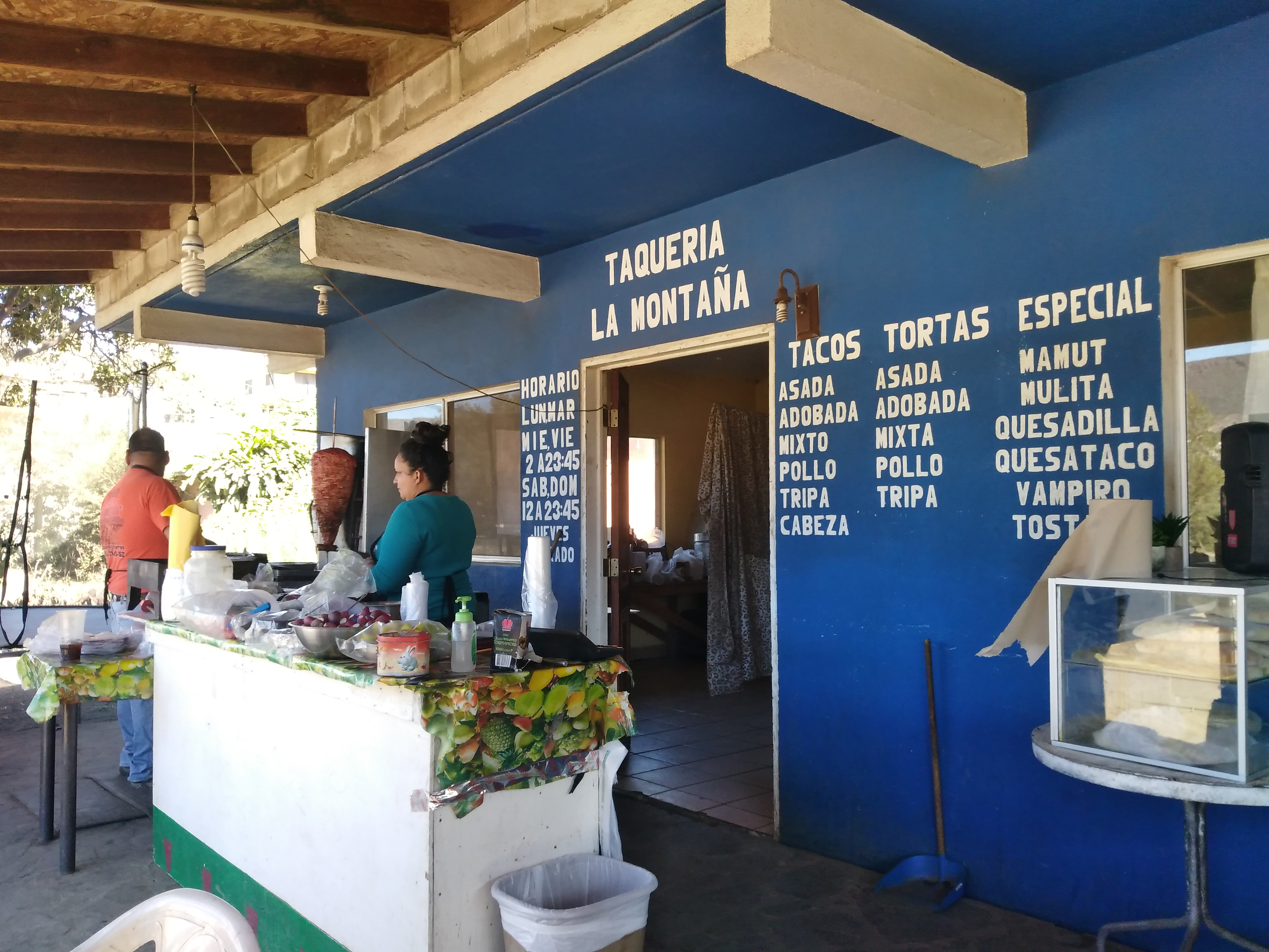 Taqueria La Montaña image 1