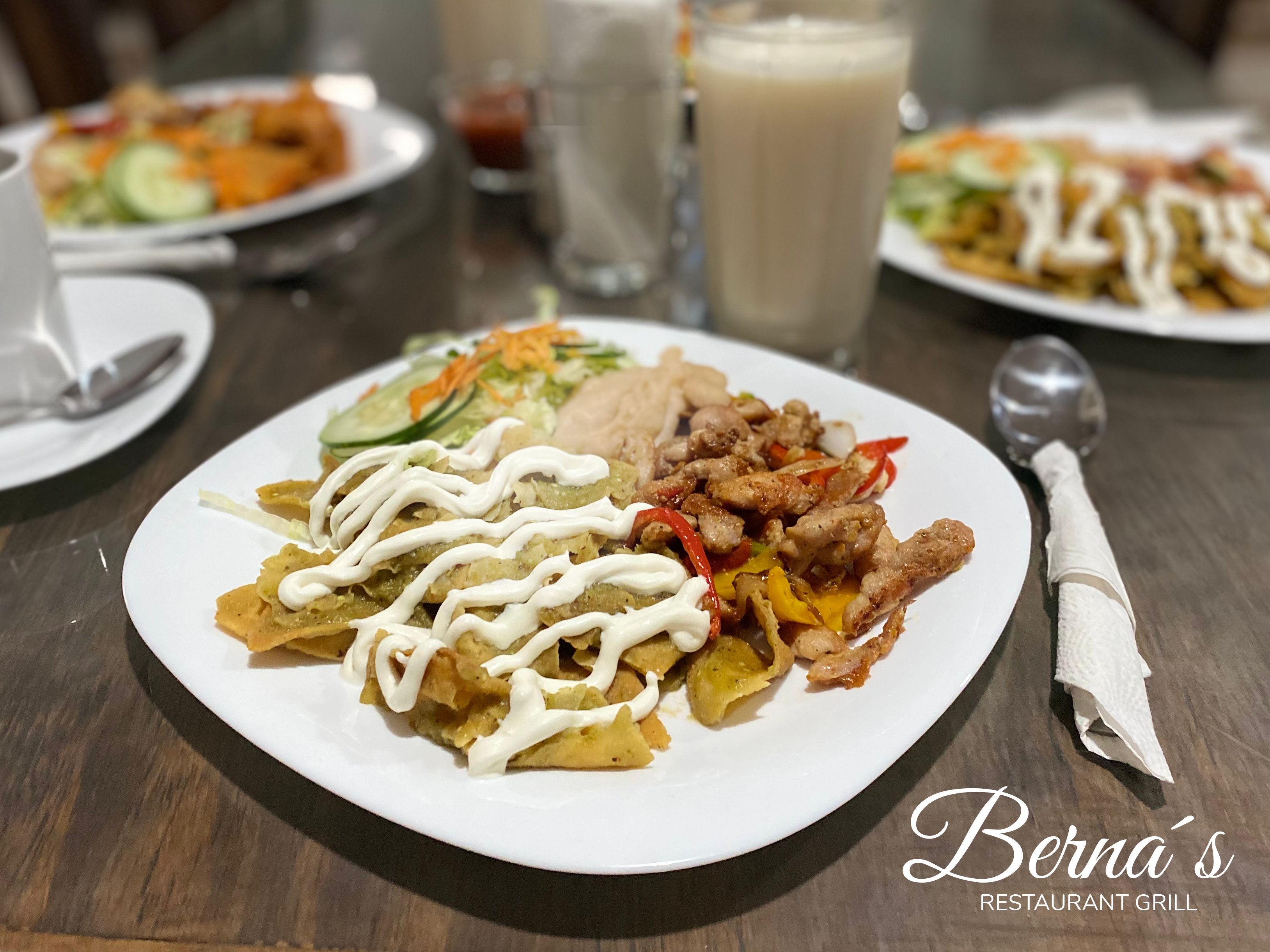 Berna´s Restaurant Grill image 3