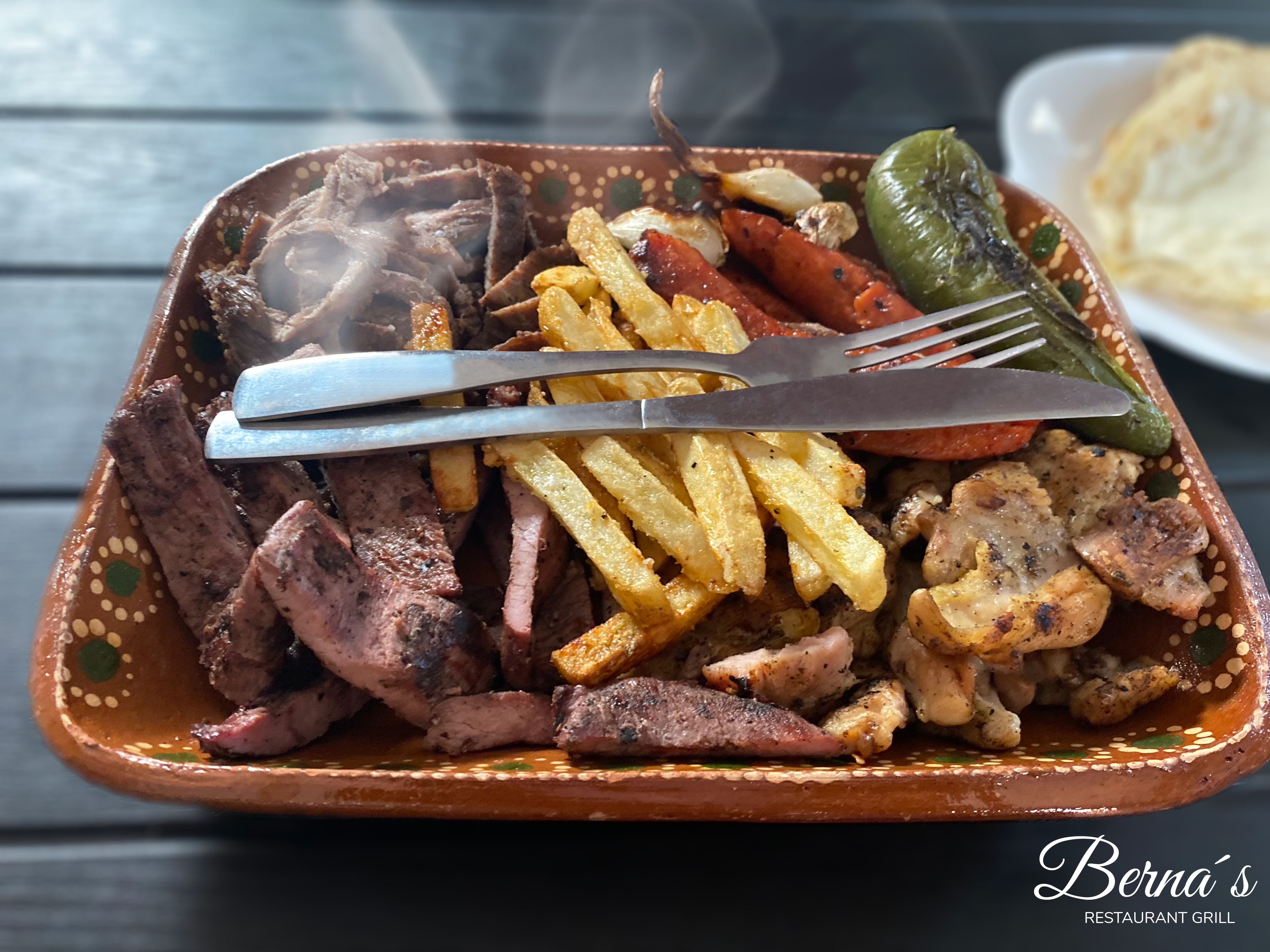 Berna´s Restaurant Grill image 7