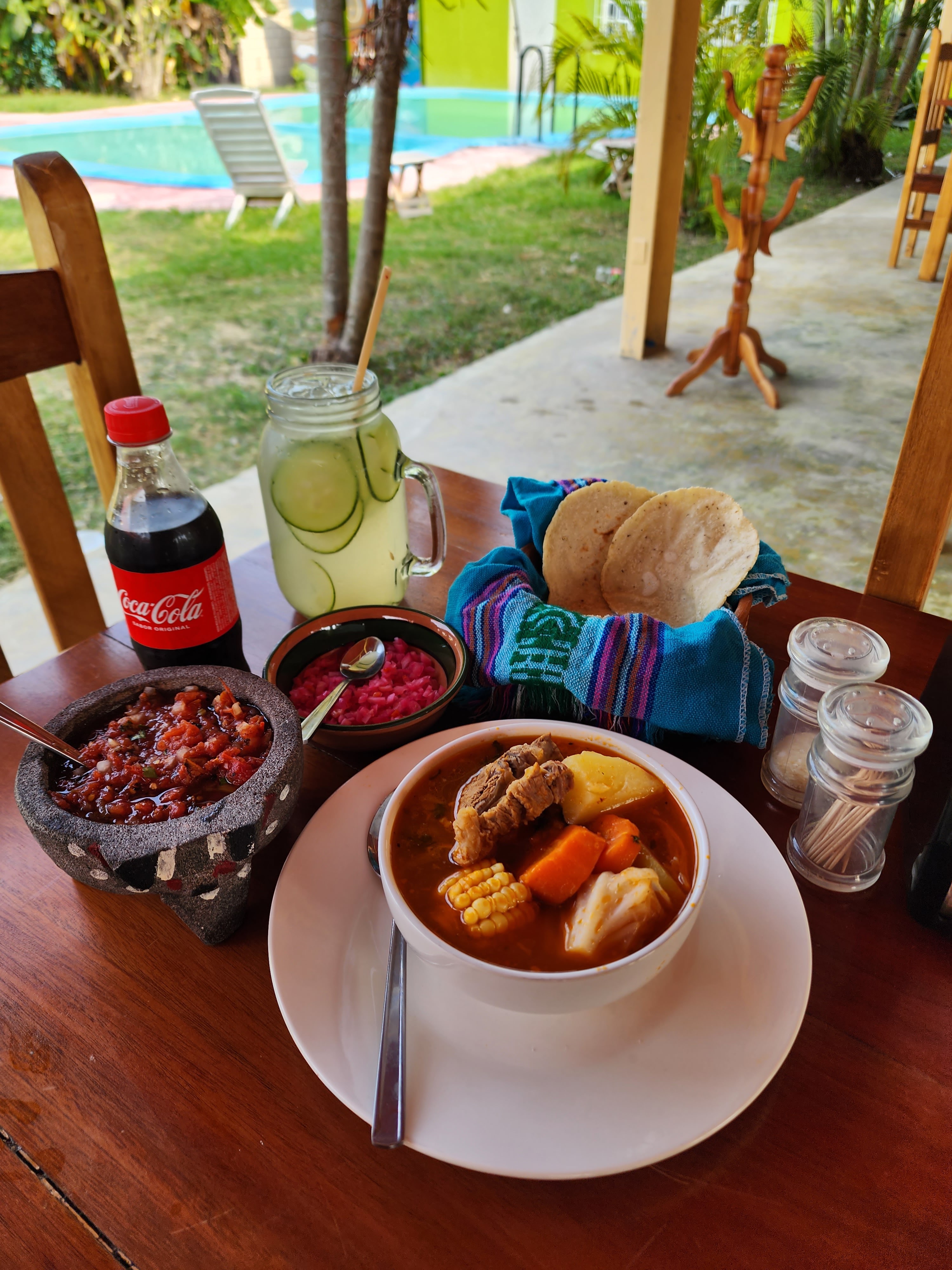 Ohana Restaurant-bar image 5