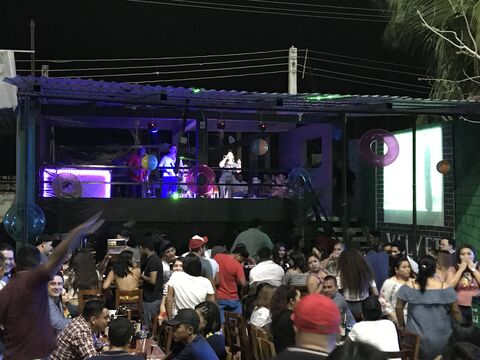 Velvet Sport Bar image 1