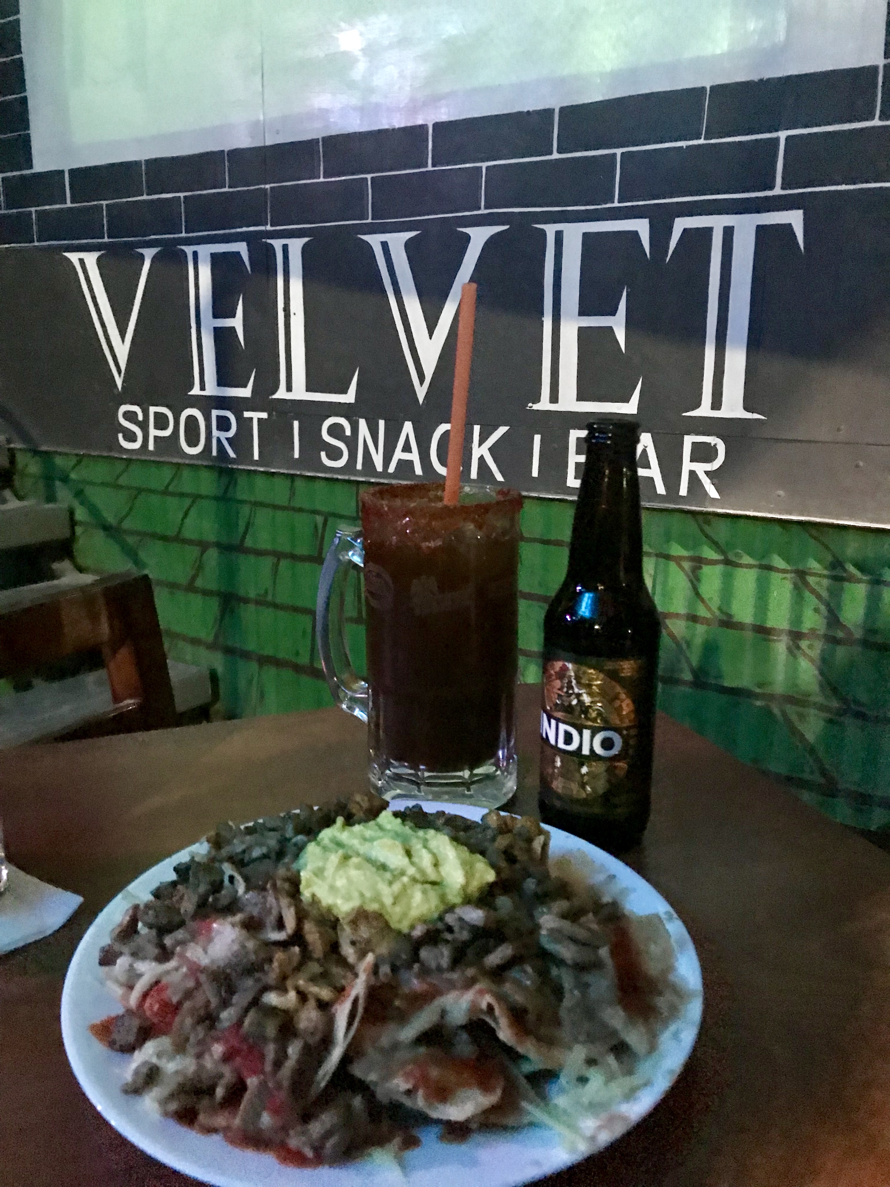 Velvet Sport Bar image 5