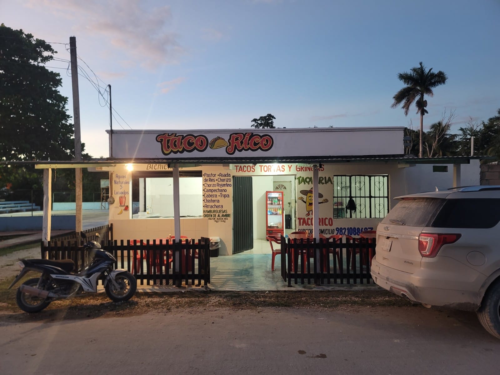 RESTAURANTE "EL TACO RICO". image 1