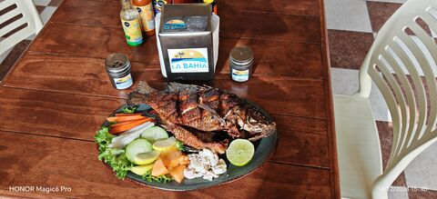 LA BAHÍA MARISCOS image 8