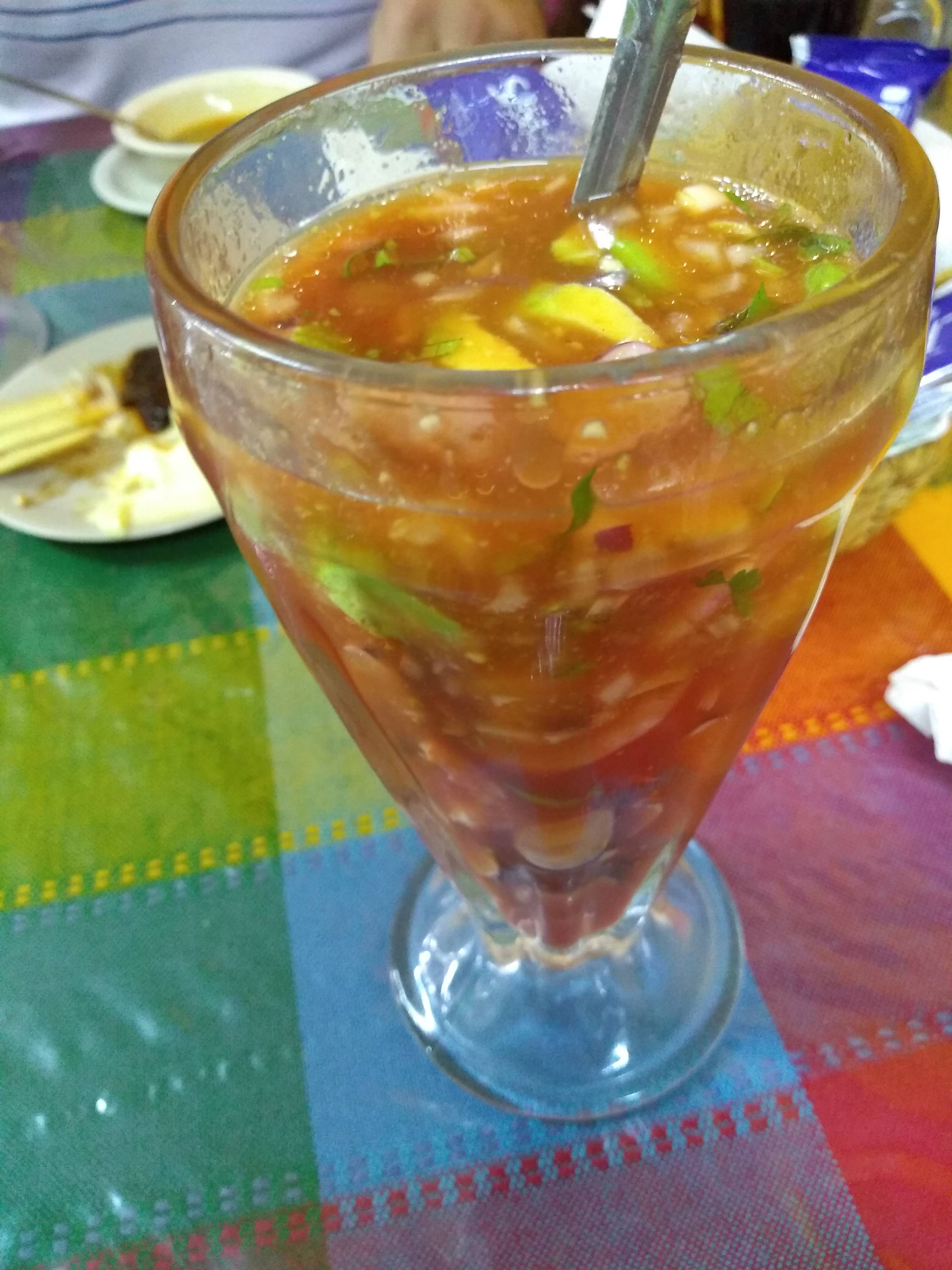 Marisqueria y Pescaderia "La Ola" image 5